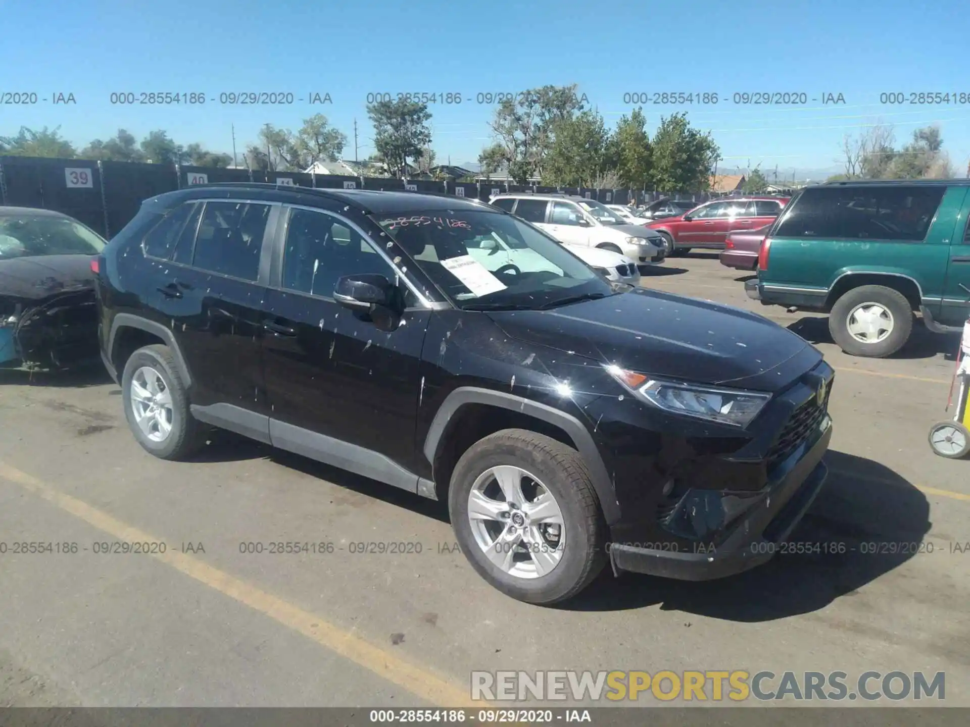 1 Photograph of a damaged car 2T3P1RFVXLC080511 TOYOTA RAV4 2020