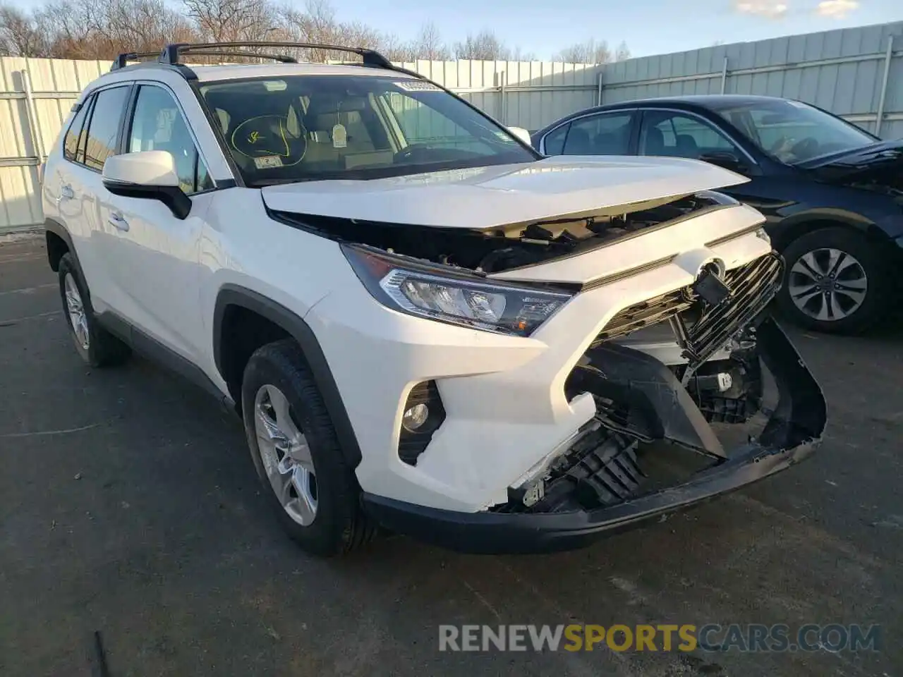 1 Photograph of a damaged car 2T3P1RFVXLC089130 TOYOTA RAV4 2020