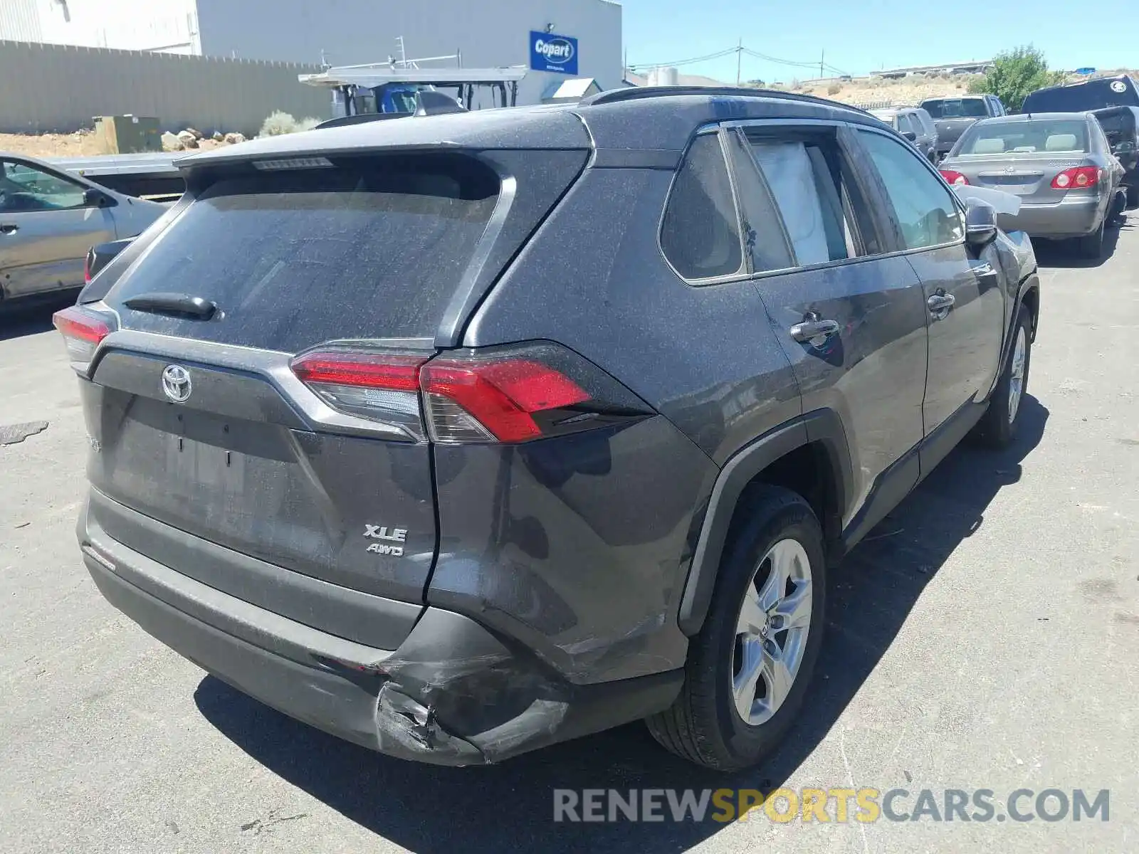 4 Photograph of a damaged car 2T3P1RFVXLC092139 TOYOTA RAV4 2020