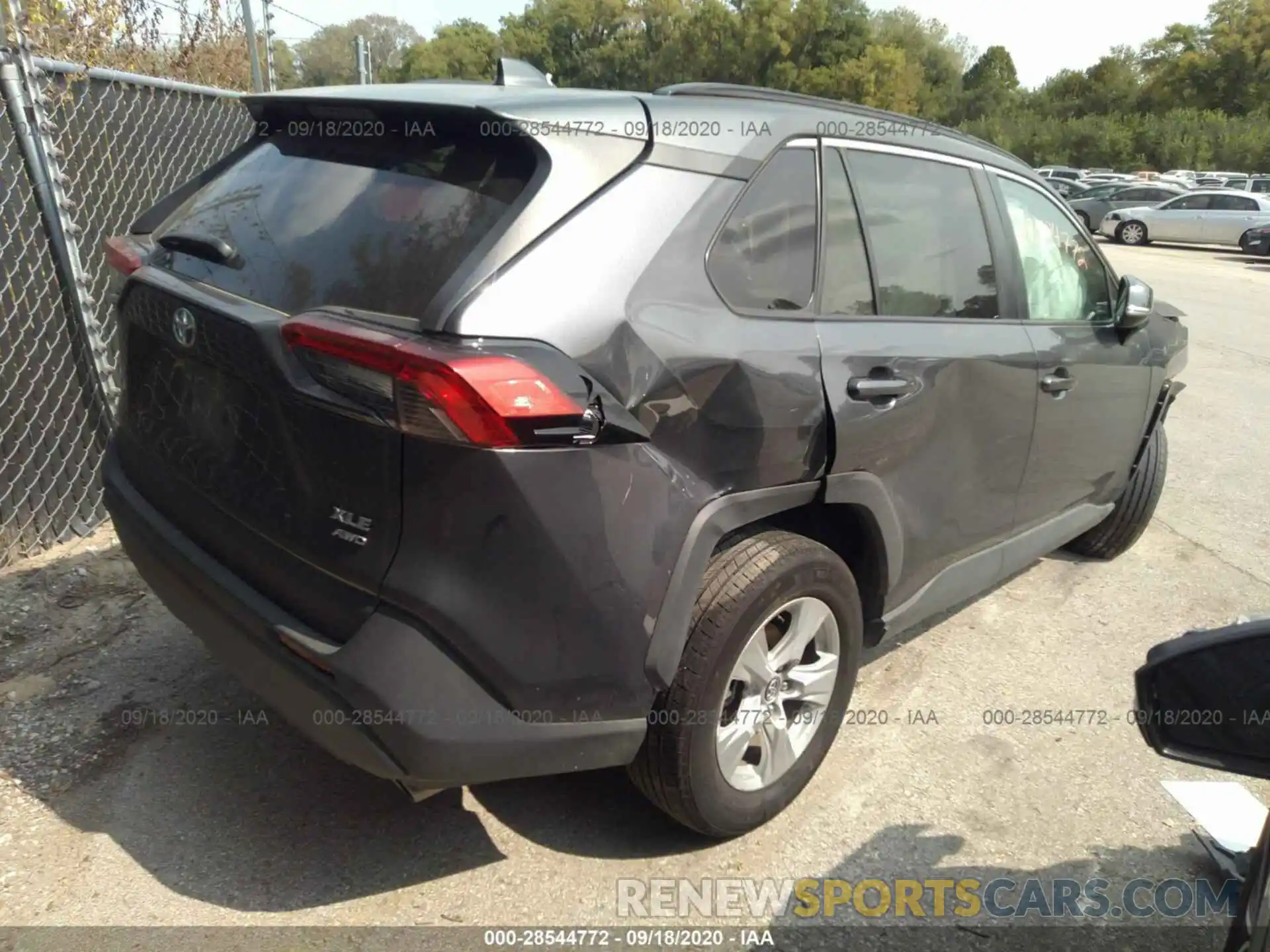 4 Photograph of a damaged car 2T3P1RFVXLC093274 TOYOTA RAV4 2020