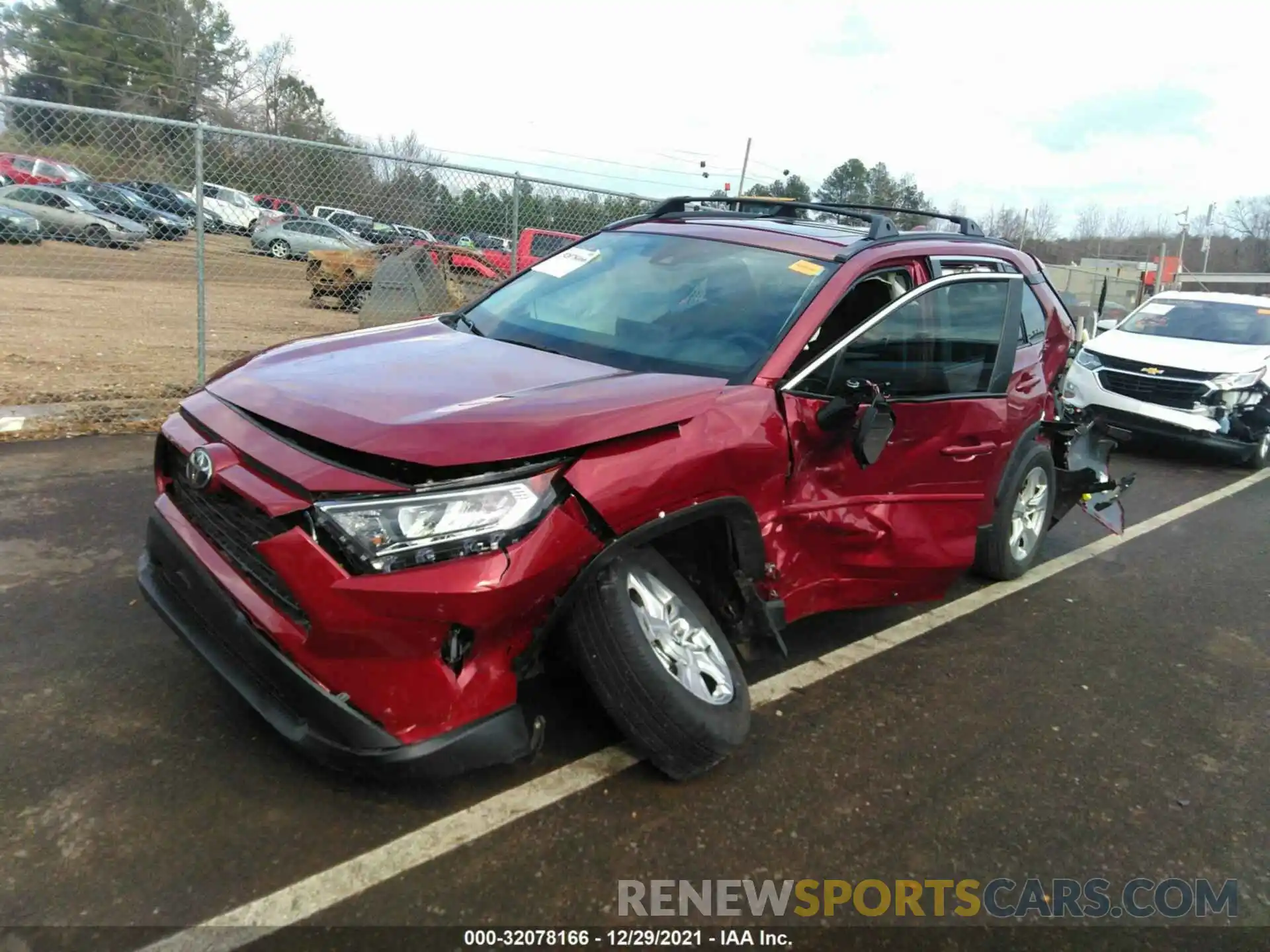 6 Photograph of a damaged car 2T3P1RFVXLC096238 TOYOTA RAV4 2020