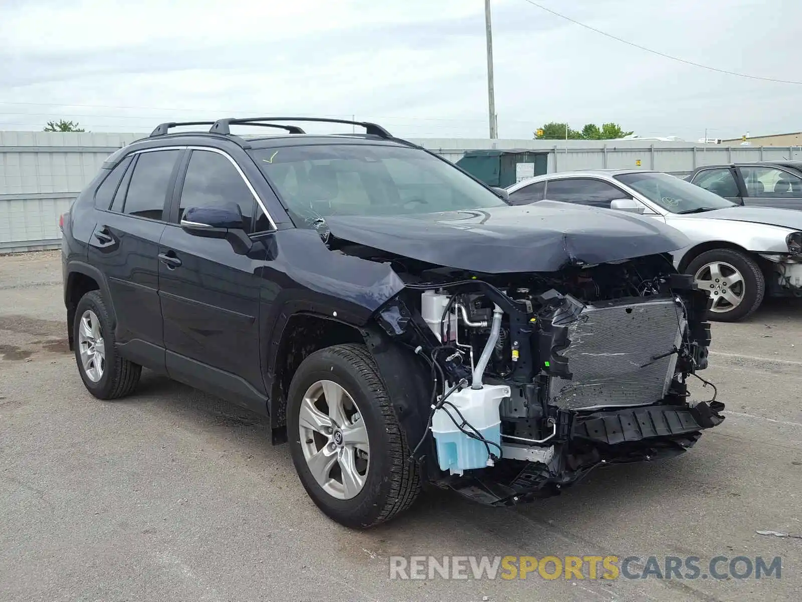 1 Photograph of a damaged car 2T3P1RFVXLC098359 TOYOTA RAV4 2020