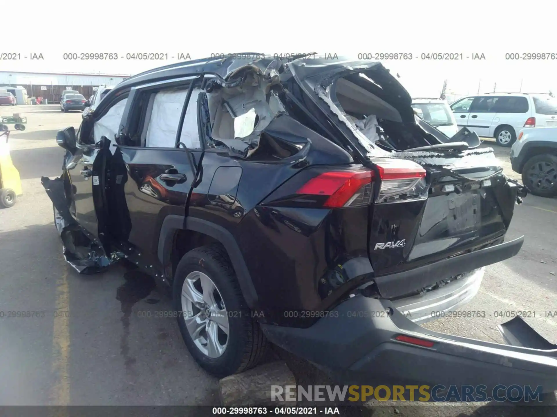 3 Photograph of a damaged car 2T3P1RFVXLC099057 TOYOTA RAV4 2020