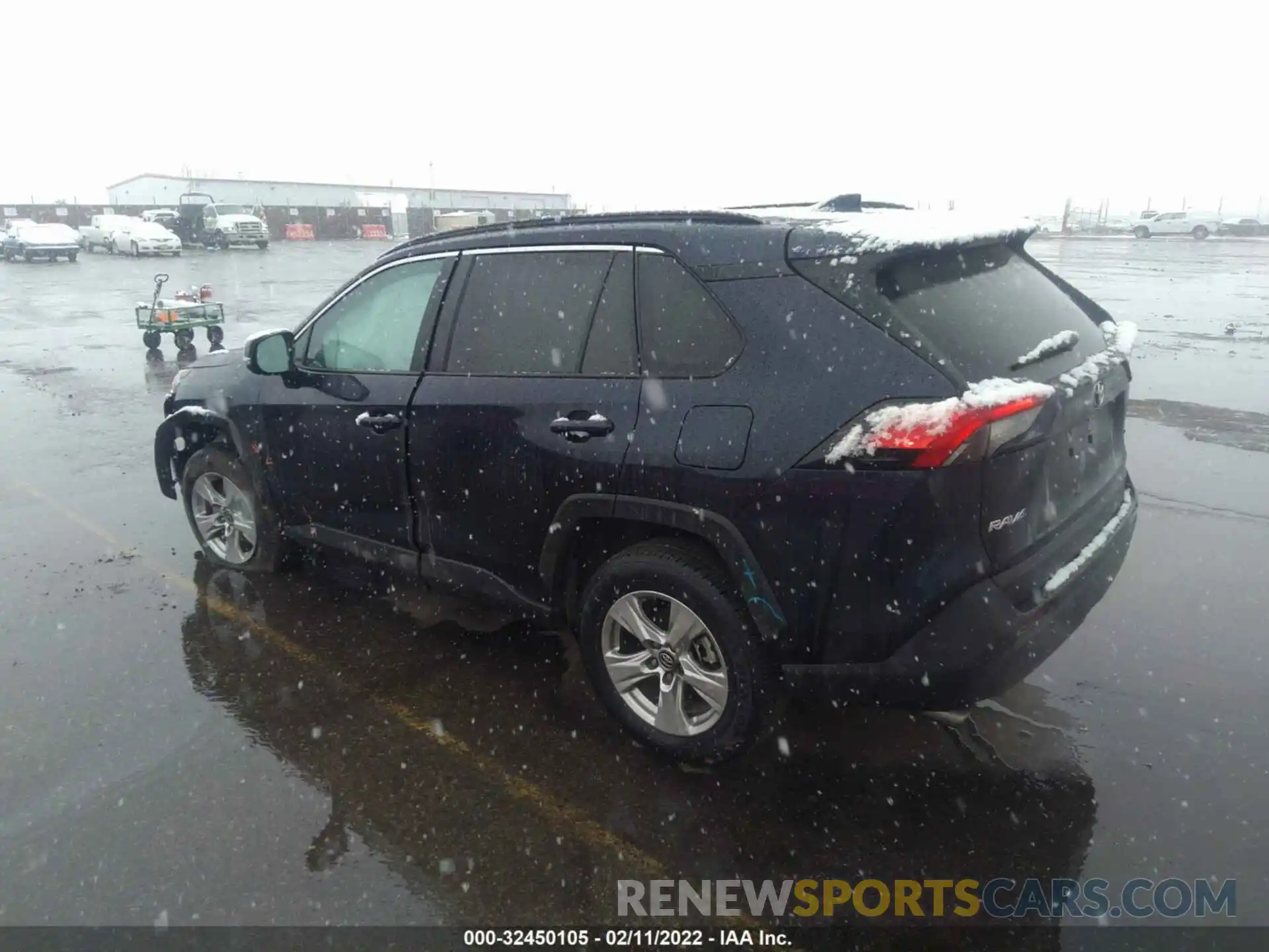 3 Photograph of a damaged car 2T3P1RFVXLC099270 TOYOTA RAV4 2020