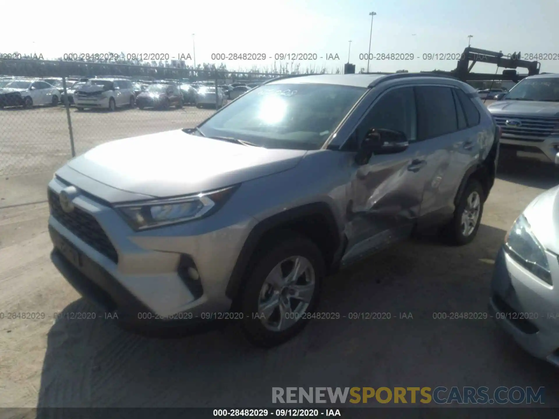 2 Фотография поврежденного автомобиля 2T3P1RFVXLC102572 TOYOTA RAV4 2020