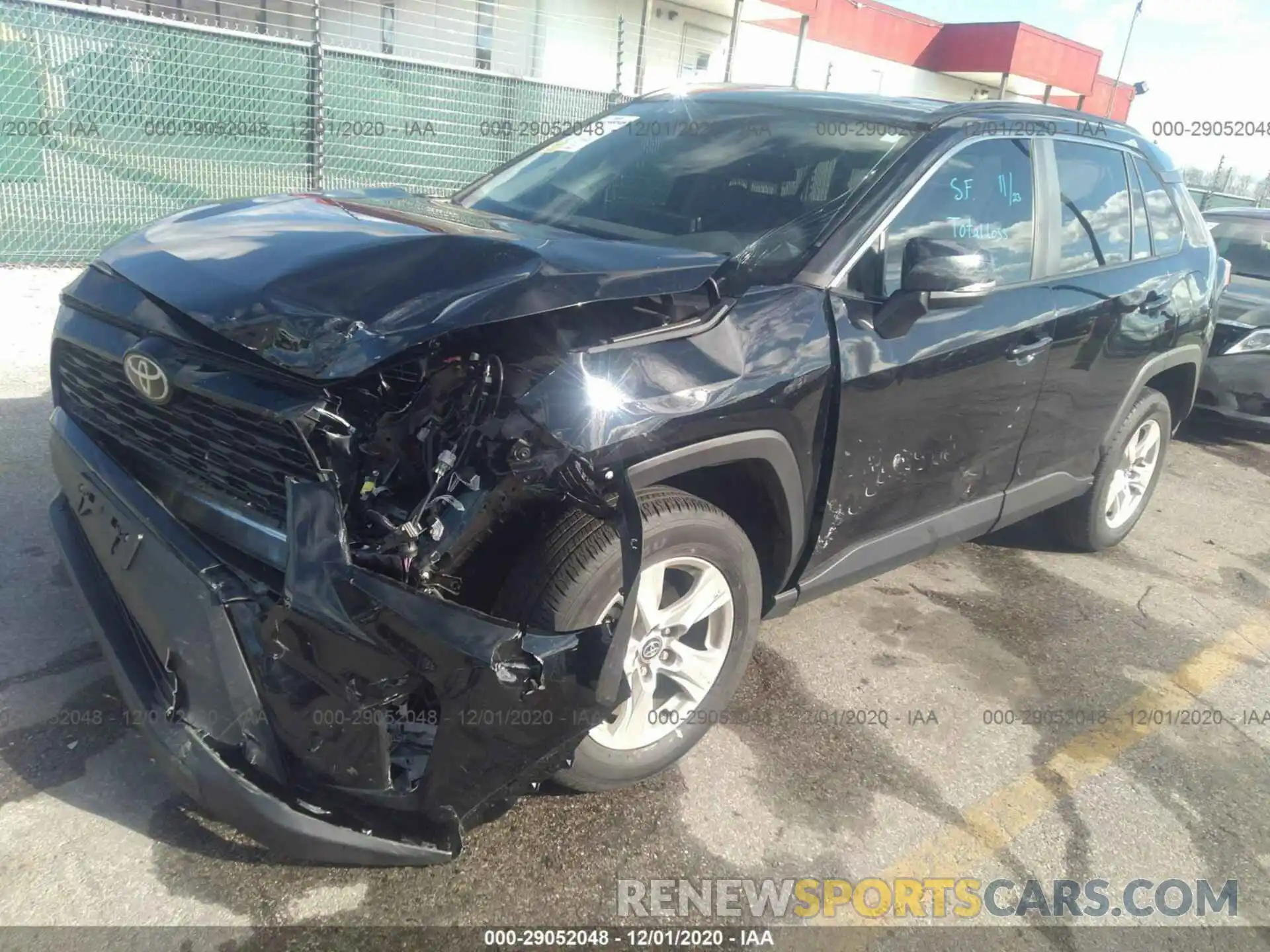 2 Photograph of a damaged car 2T3P1RFVXLC104340 TOYOTA RAV4 2020