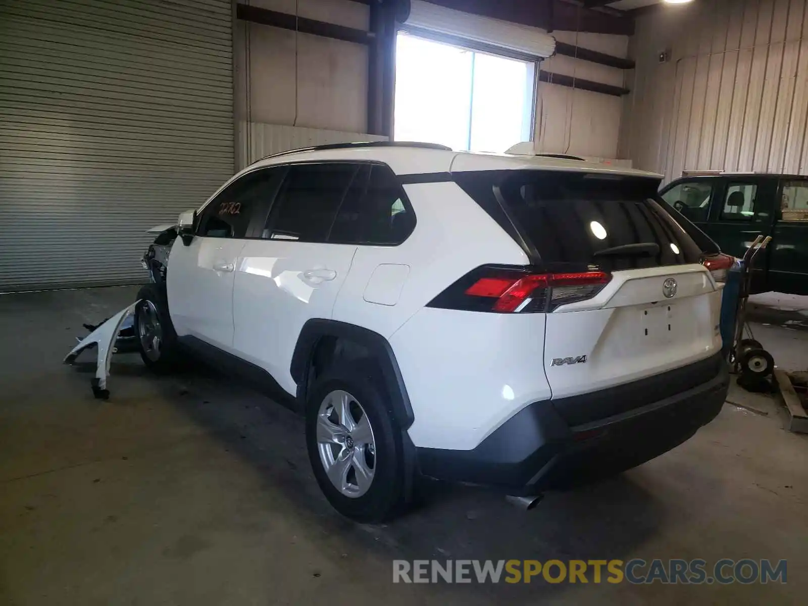 3 Photograph of a damaged car 2T3P1RFVXLC127360 TOYOTA RAV4 2020