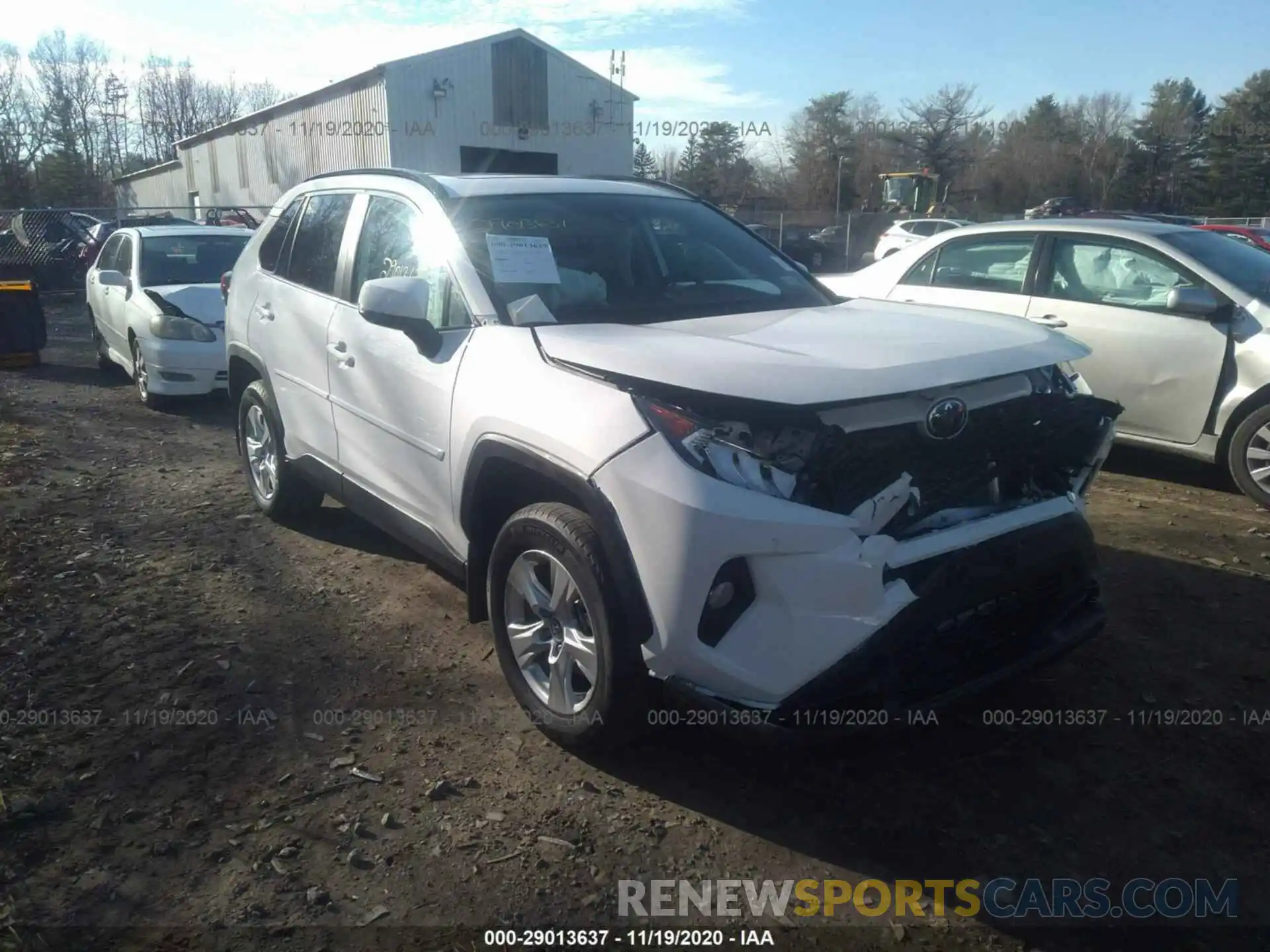 1 Photograph of a damaged car 2T3P1RFVXLC132137 TOYOTA RAV4 2020