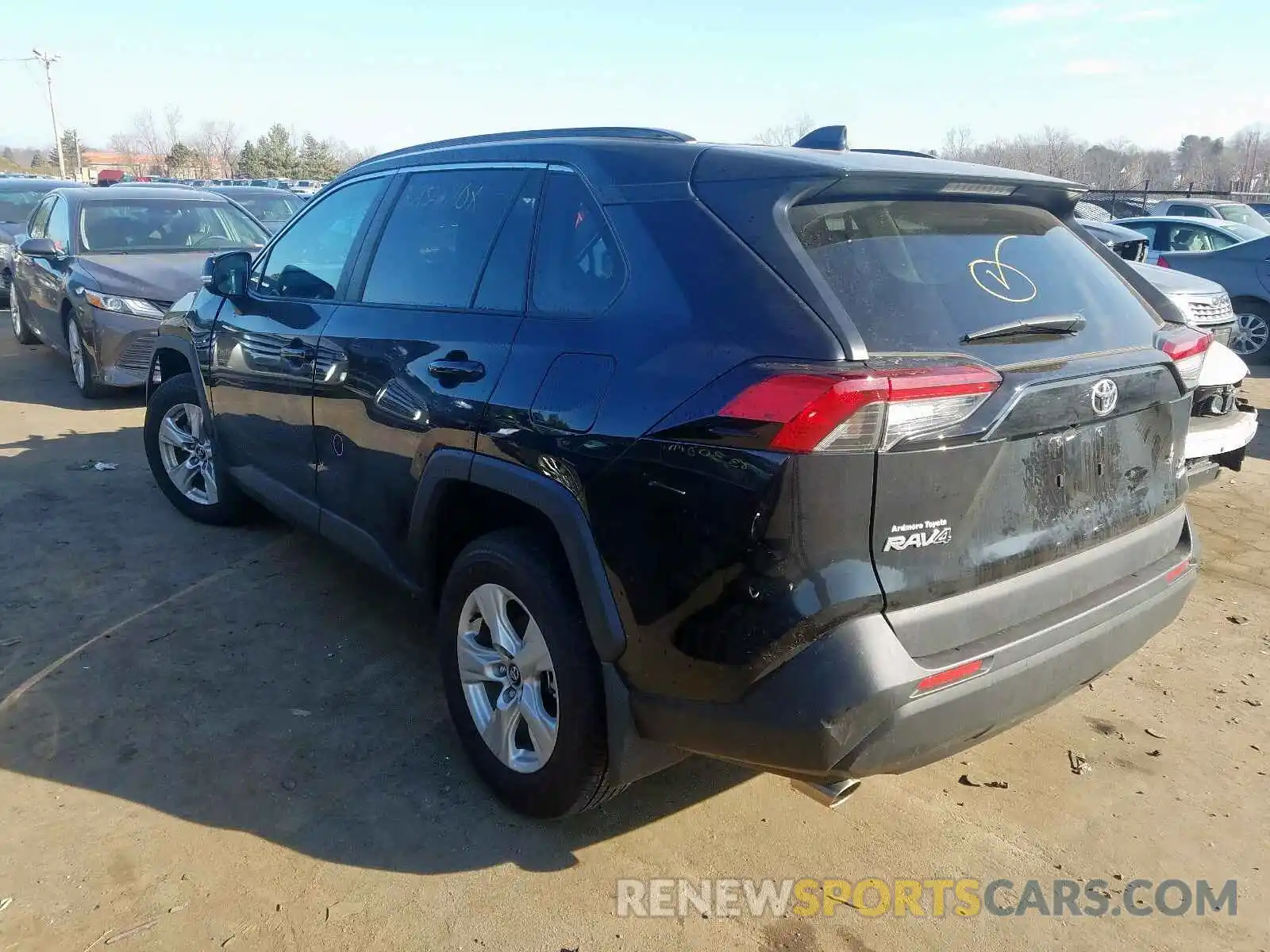 3 Photograph of a damaged car 2T3P1RFVXLW084900 TOYOTA RAV4 2020