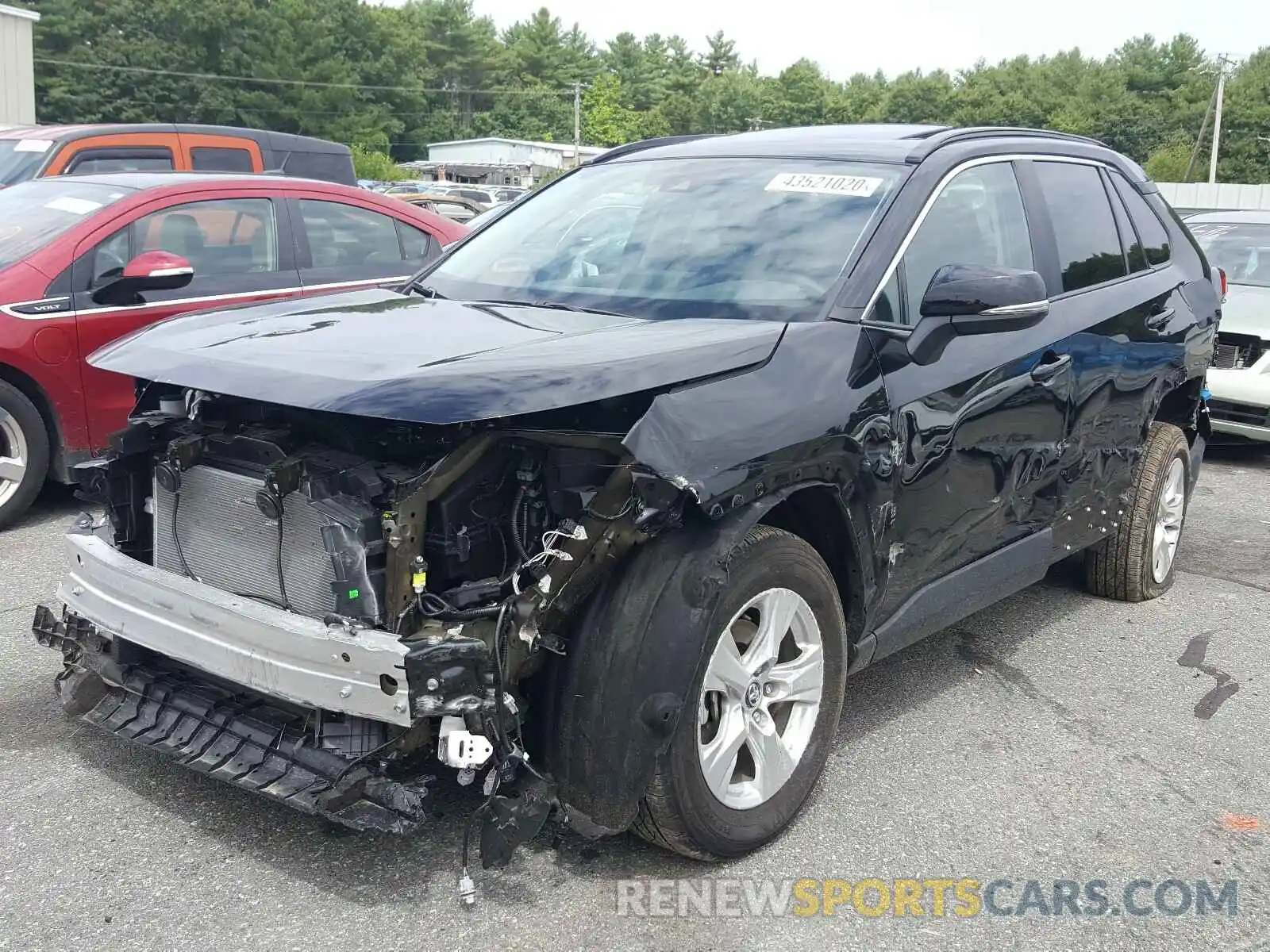 2 Photograph of a damaged car 2T3P1RFVXLW087425 TOYOTA RAV4 2020