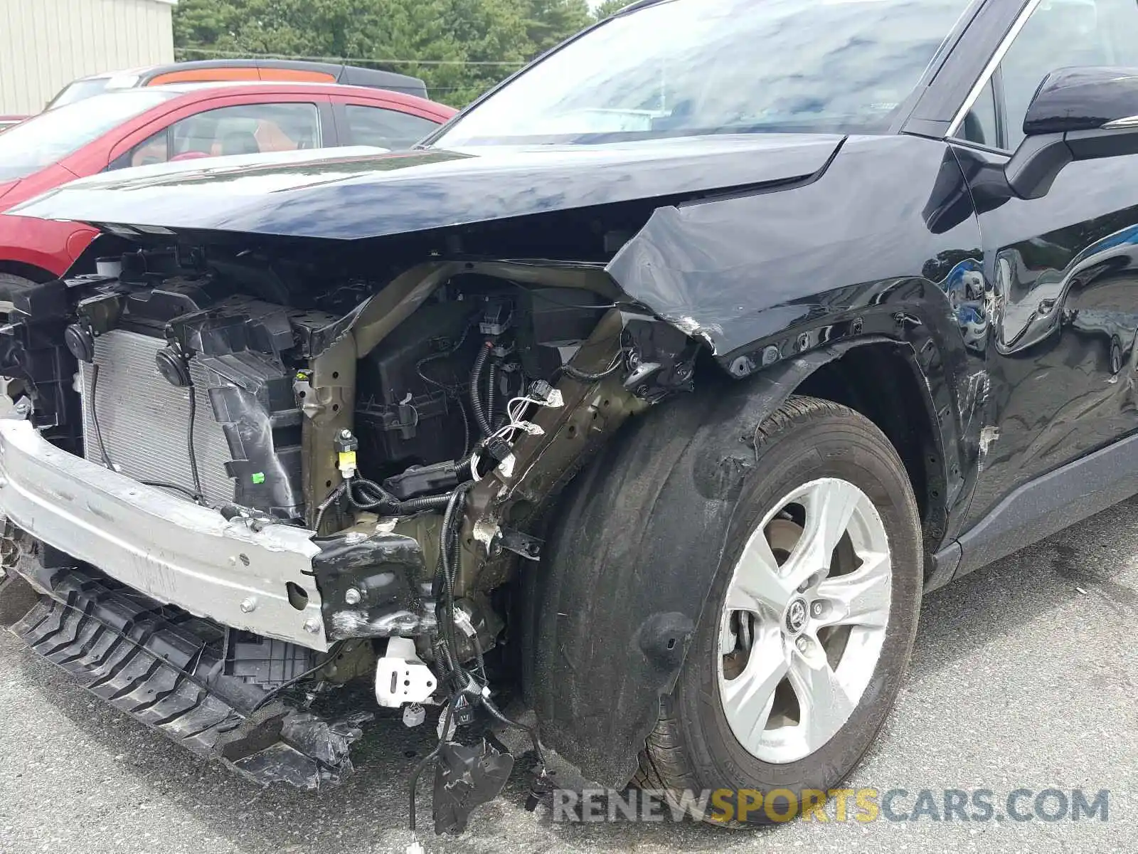 9 Photograph of a damaged car 2T3P1RFVXLW087425 TOYOTA RAV4 2020