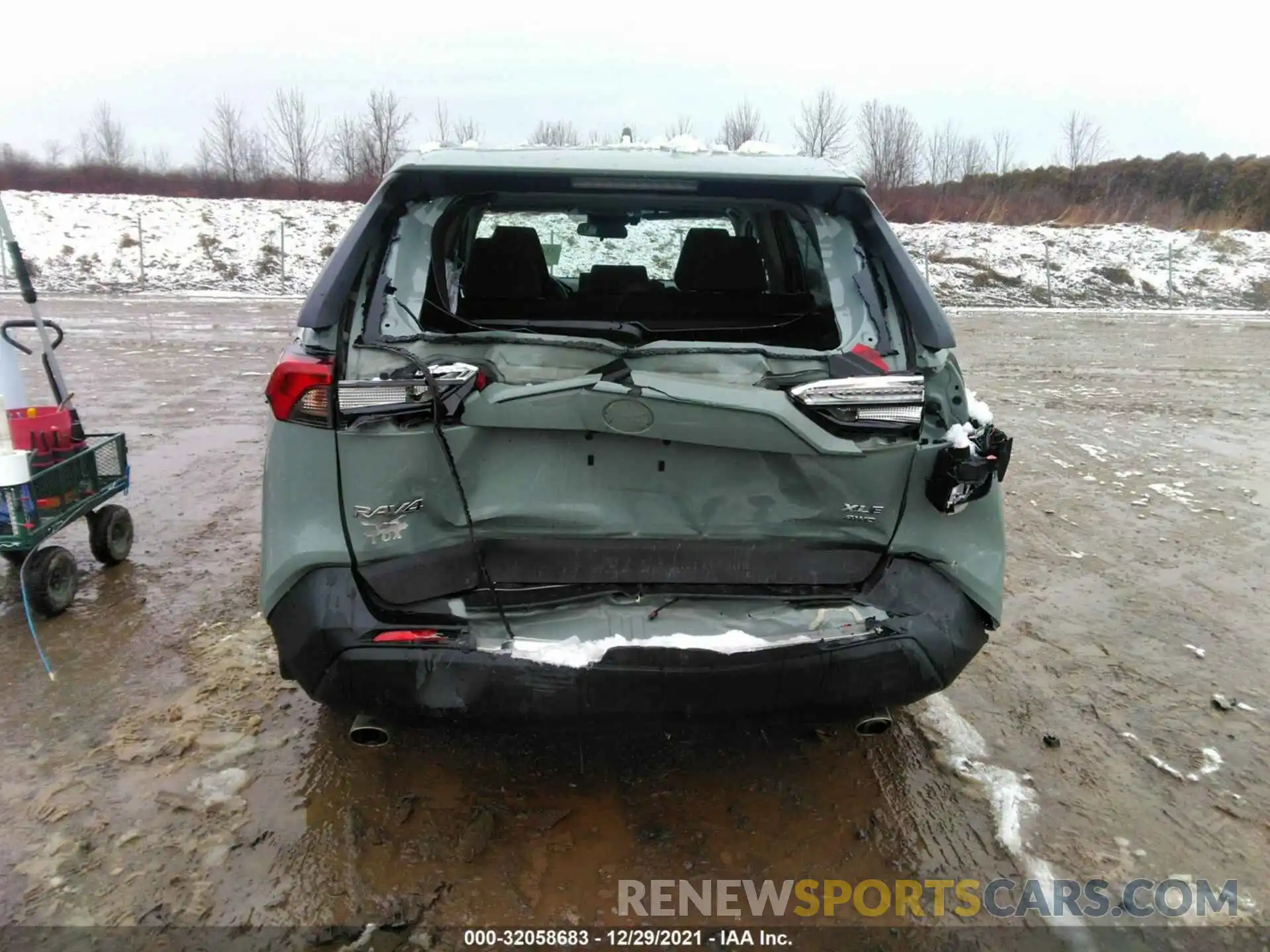 6 Фотография поврежденного автомобиля 2T3P1RFVXLW115899 TOYOTA RAV4 2020