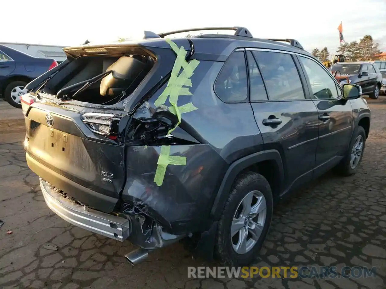 4 Фотография поврежденного автомобиля 2T3P1RFVXLW123632 TOYOTA RAV4 2020