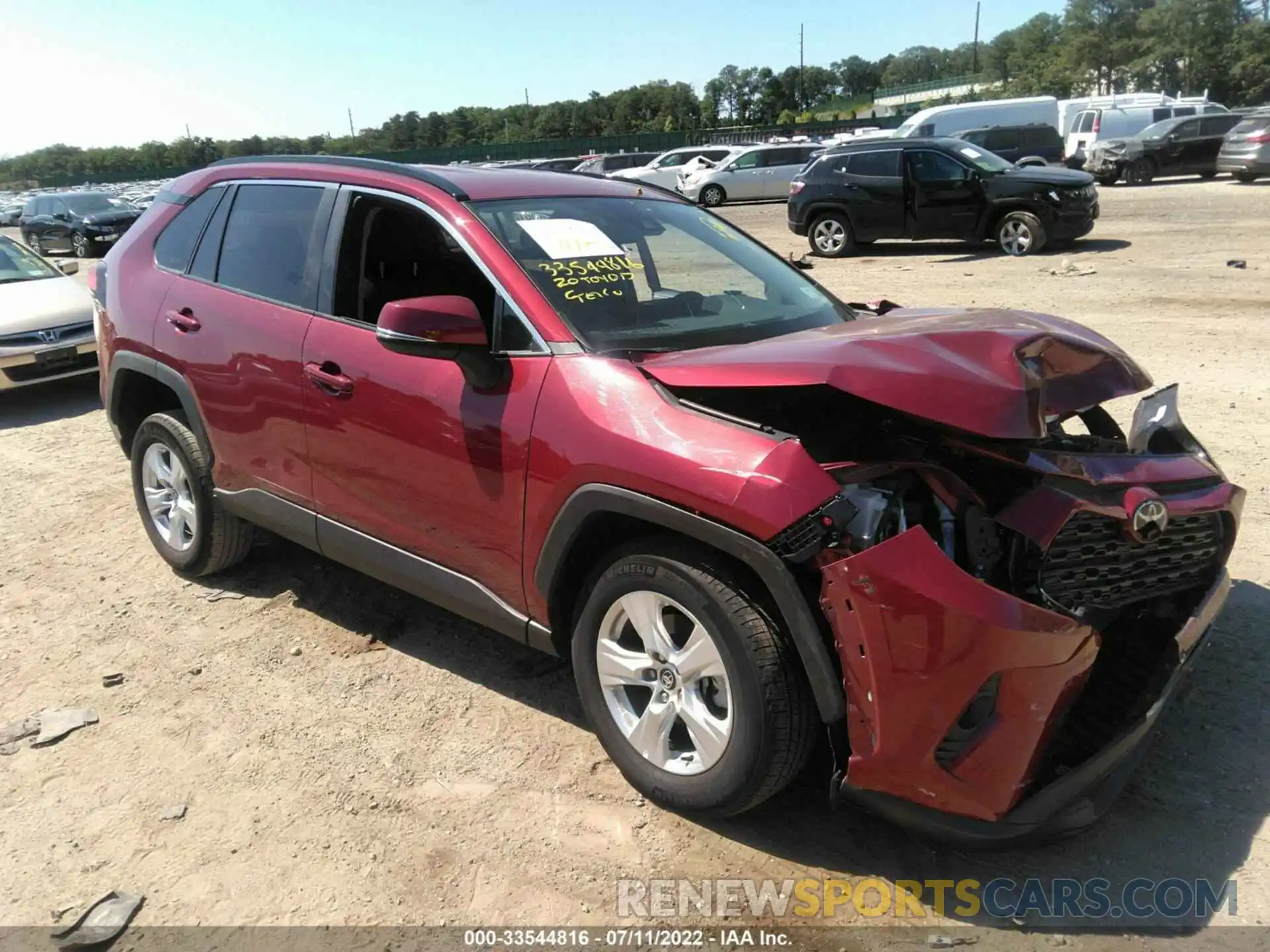 1 Photograph of a damaged car 2T3P1RFVXLW129673 TOYOTA RAV4 2020