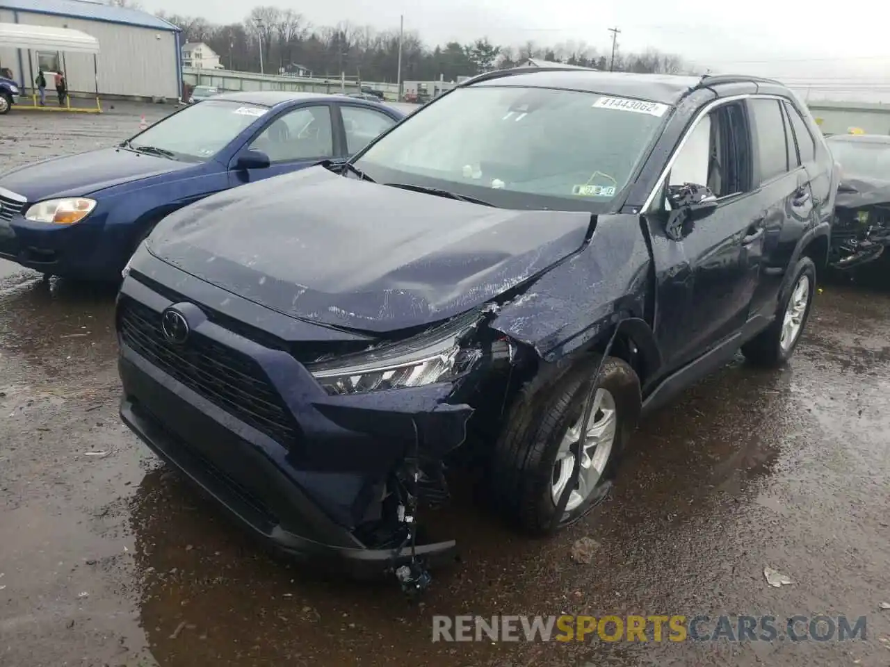 9 Photograph of a damaged car 2T3P1RFVXLW130368 TOYOTA RAV4 2020