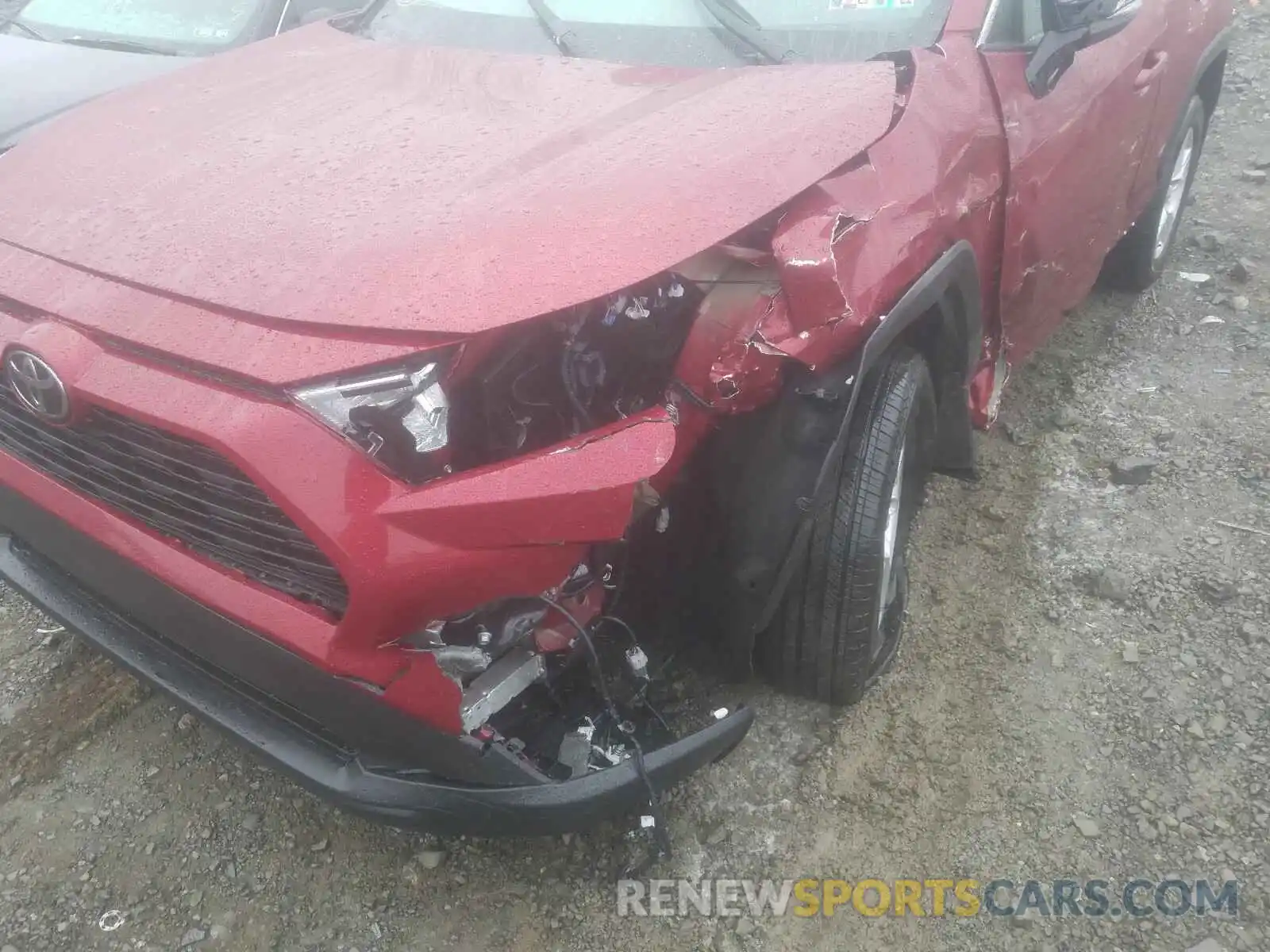 9 Photograph of a damaged car 2T3P1RFVXLW136963 TOYOTA RAV4 2020