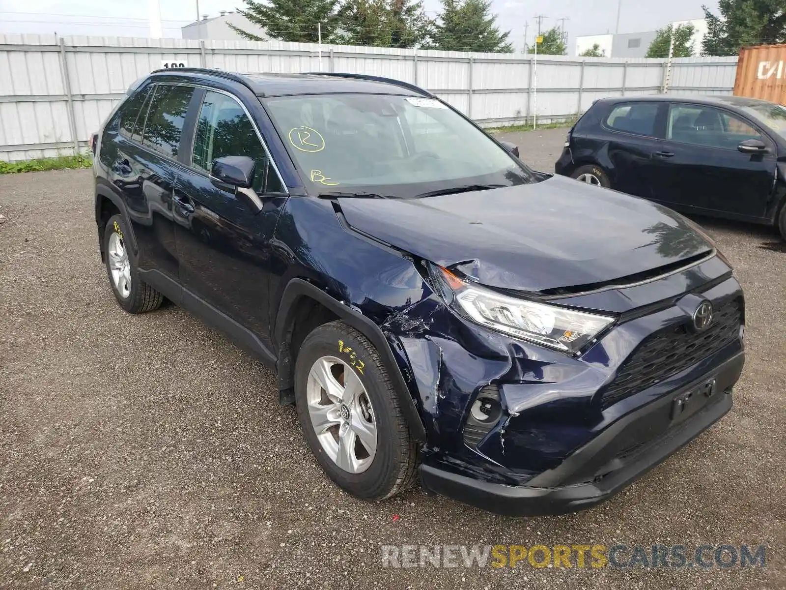 1 Photograph of a damaged car 2T3R1RFV0LC099335 TOYOTA RAV4 2020