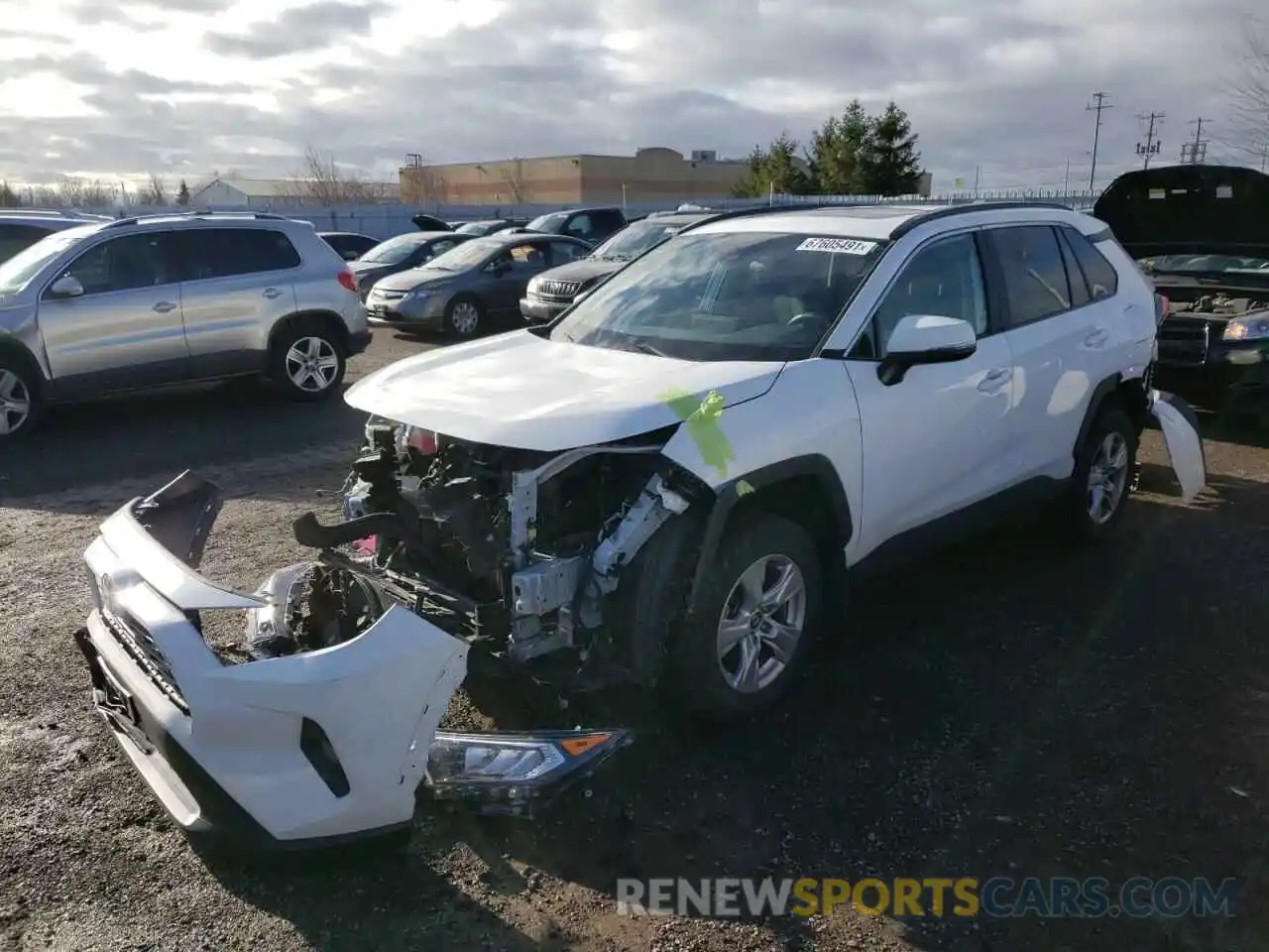 2 Photograph of a damaged car 2T3R1RFV0LW101342 TOYOTA RAV4 2020