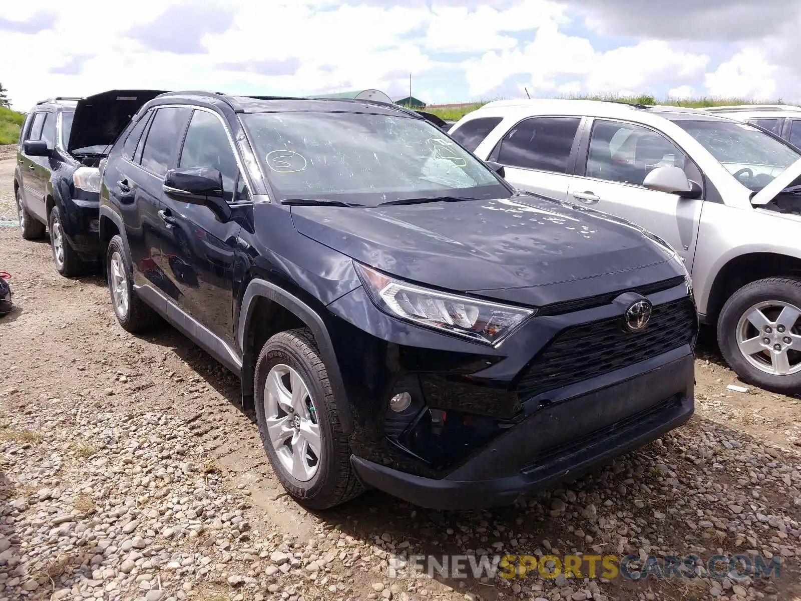 1 Photograph of a damaged car 2T3R1RFV2LC087803 TOYOTA RAV4 2020