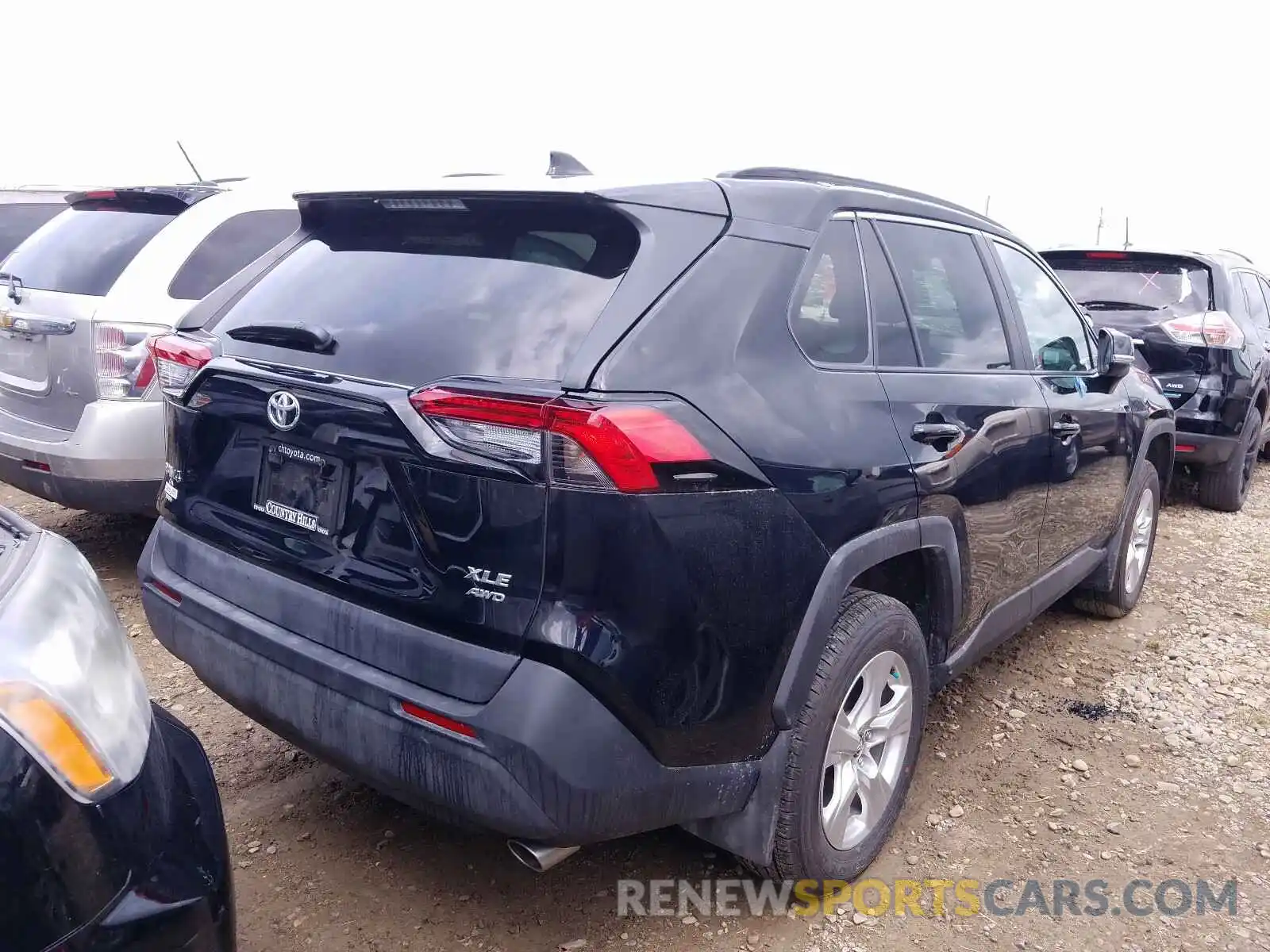 4 Photograph of a damaged car 2T3R1RFV2LC087803 TOYOTA RAV4 2020