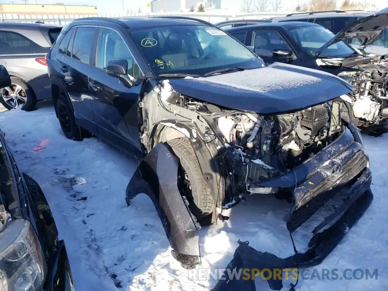 1 Photograph of a damaged car 2T3R1RFV8LC105530 TOYOTA RAV4 2020