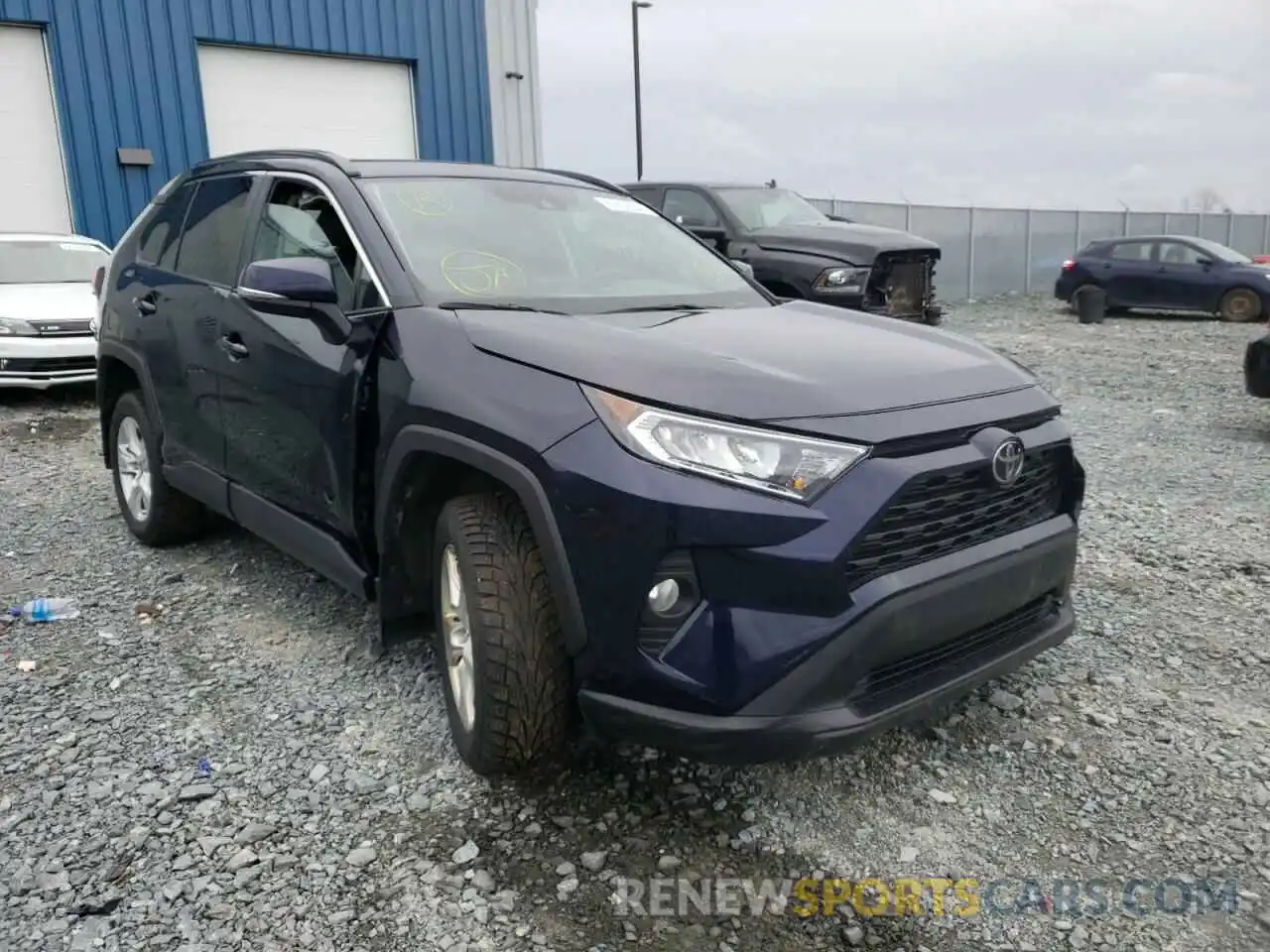 1 Photograph of a damaged car 2T3R1RFV9LC134213 TOYOTA RAV4 2020