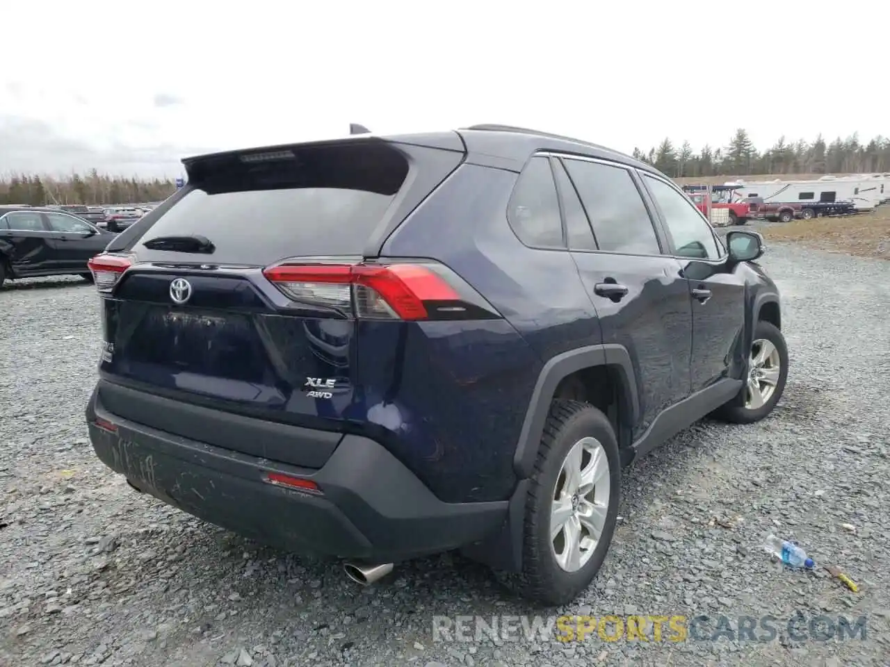 4 Photograph of a damaged car 2T3R1RFV9LC134213 TOYOTA RAV4 2020