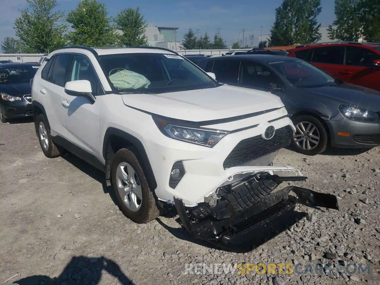 1 Фотография поврежденного автомобиля 2T3R1RFVXLC131594 TOYOTA RAV4 2020