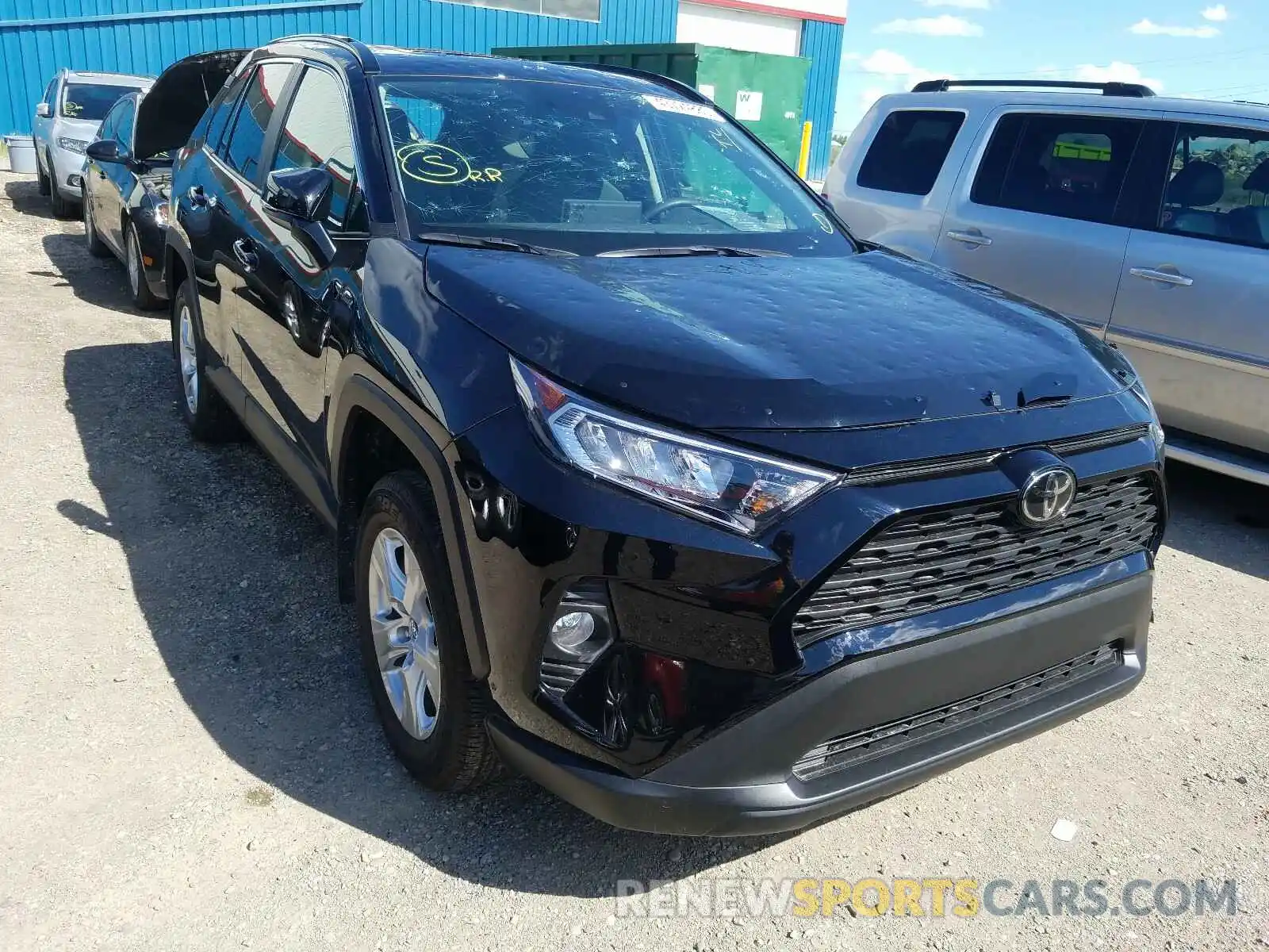 1 Photograph of a damaged car 2T3R1RFVXLW107956 TOYOTA RAV4 2020