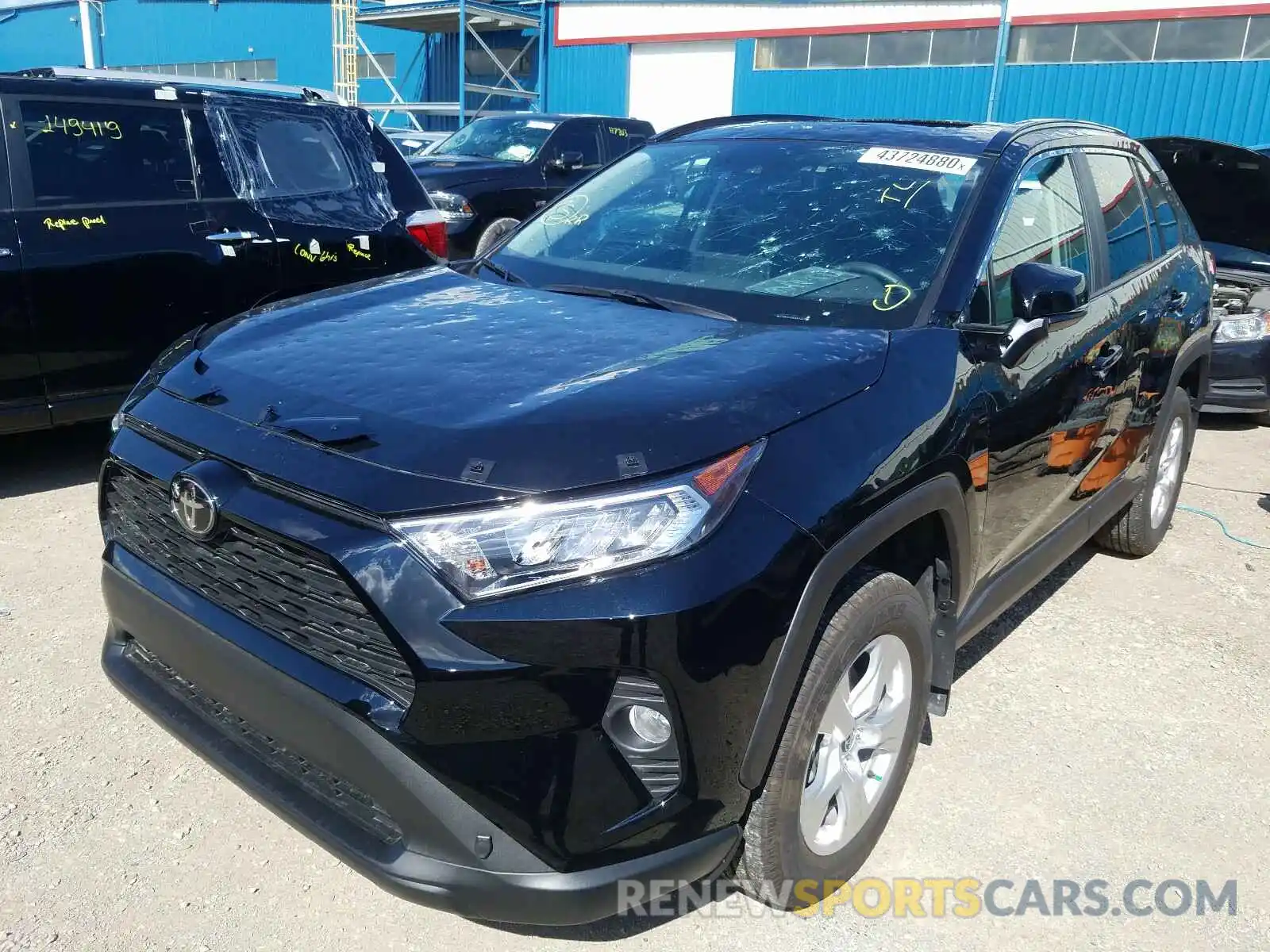 2 Фотография поврежденного автомобиля 2T3R1RFVXLW107956 TOYOTA RAV4 2020