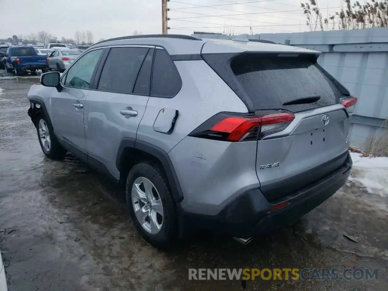 3 Photograph of a damaged car 2T3R1RFVXLW118679 TOYOTA RAV4 2020