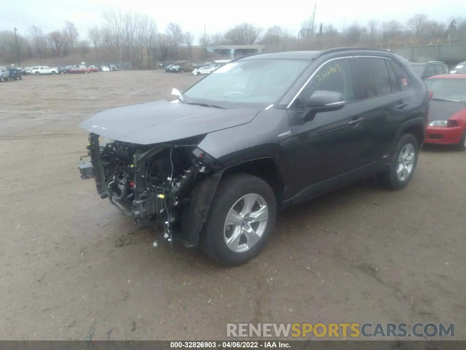 2 Photograph of a damaged car 2T3R6RFV7LW001336 TOYOTA RAV4 2020