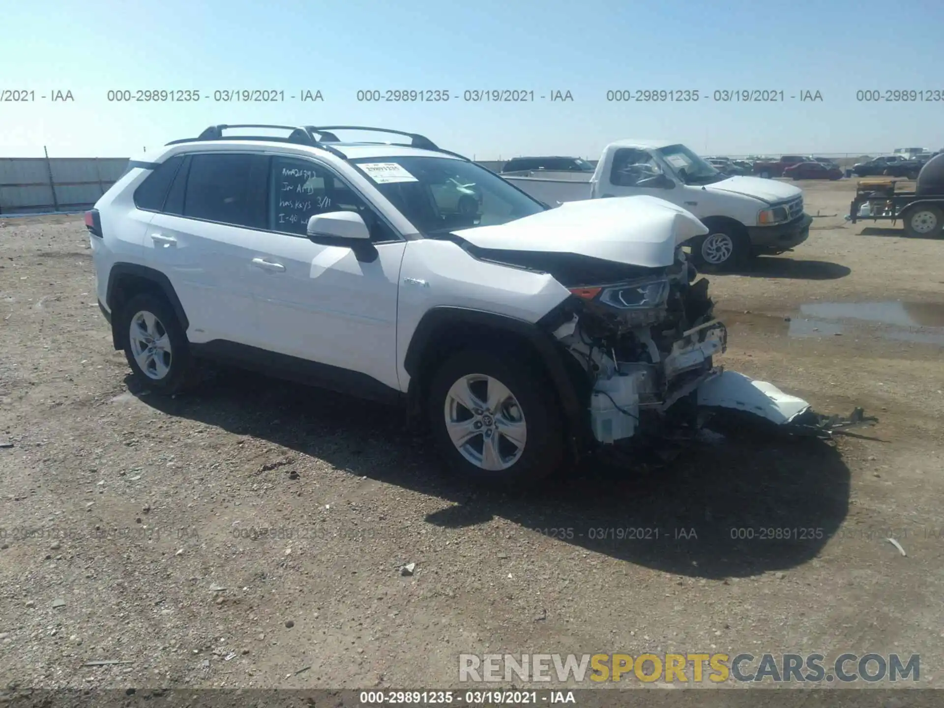 1 Photograph of a damaged car 2T3RWRFV0LW053620 TOYOTA RAV4 2020