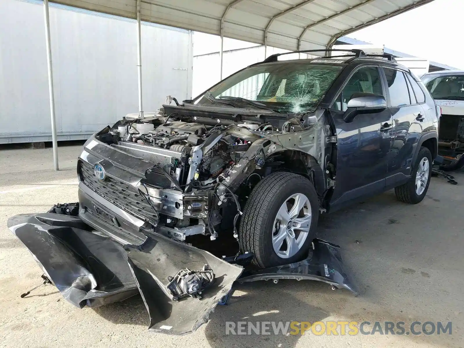 2 Photograph of a damaged car 2T3RWRFV0LW054721 TOYOTA RAV4 2020