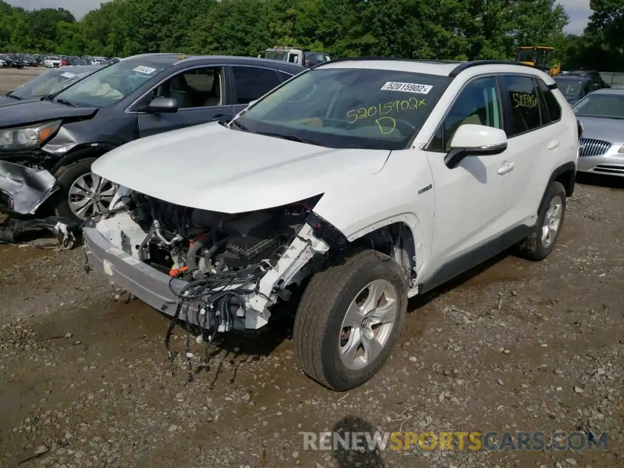 2 Photograph of a damaged car 2T3RWRFV0LW056212 TOYOTA RAV4 2020