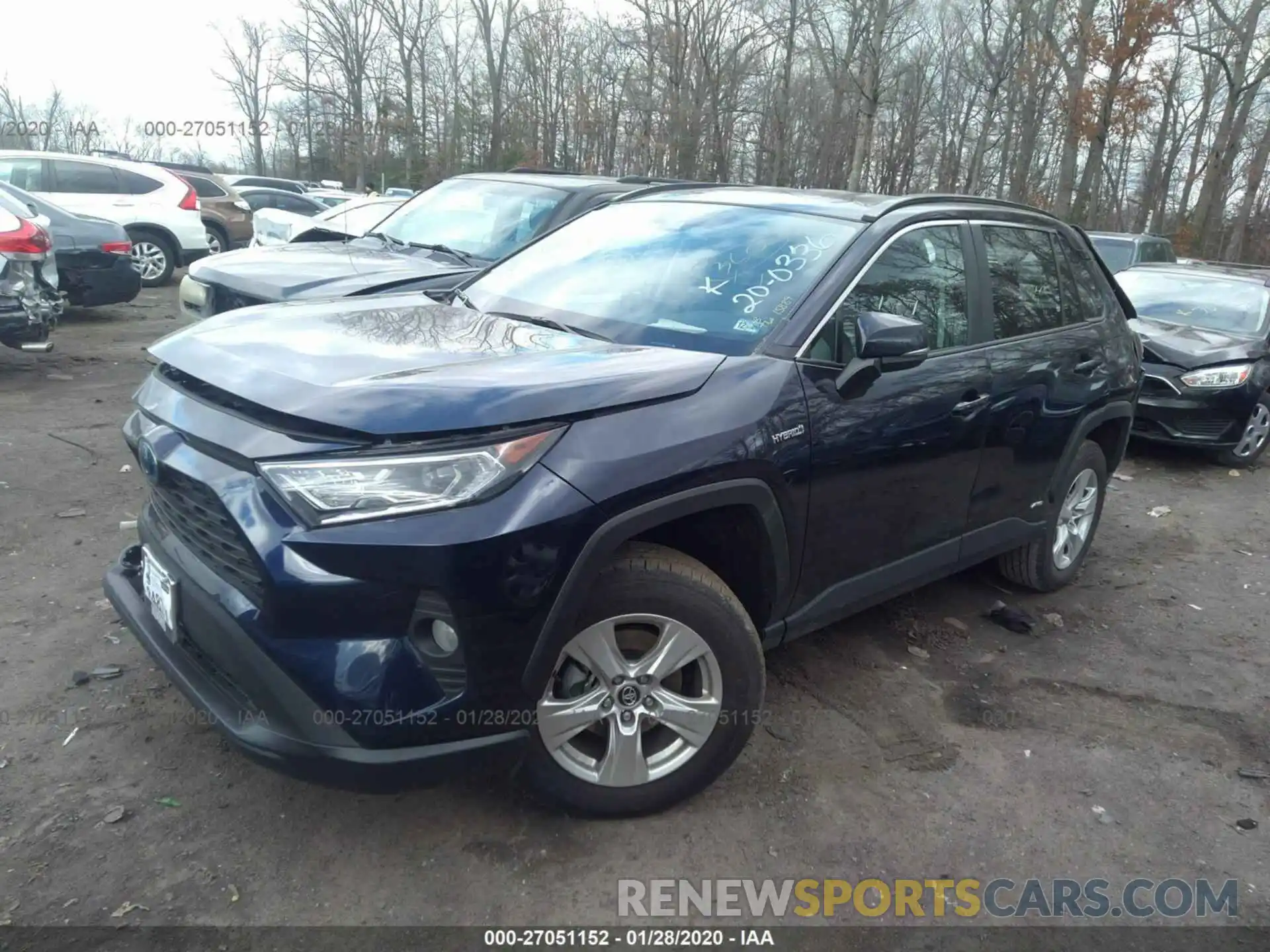 2 Photograph of a damaged car 2T3RWRFV0LW058347 TOYOTA RAV4 2020