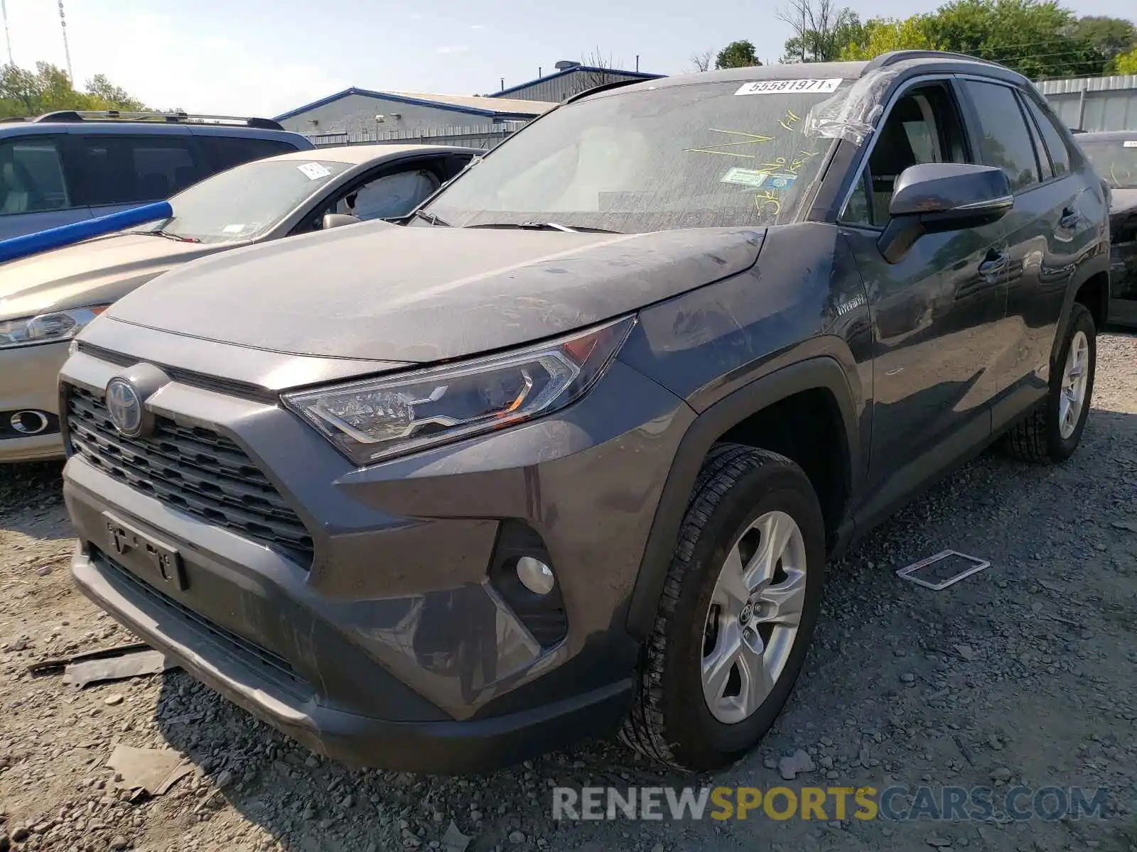 2 Photograph of a damaged car 2T3RWRFV0LW094023 TOYOTA RAV4 2020