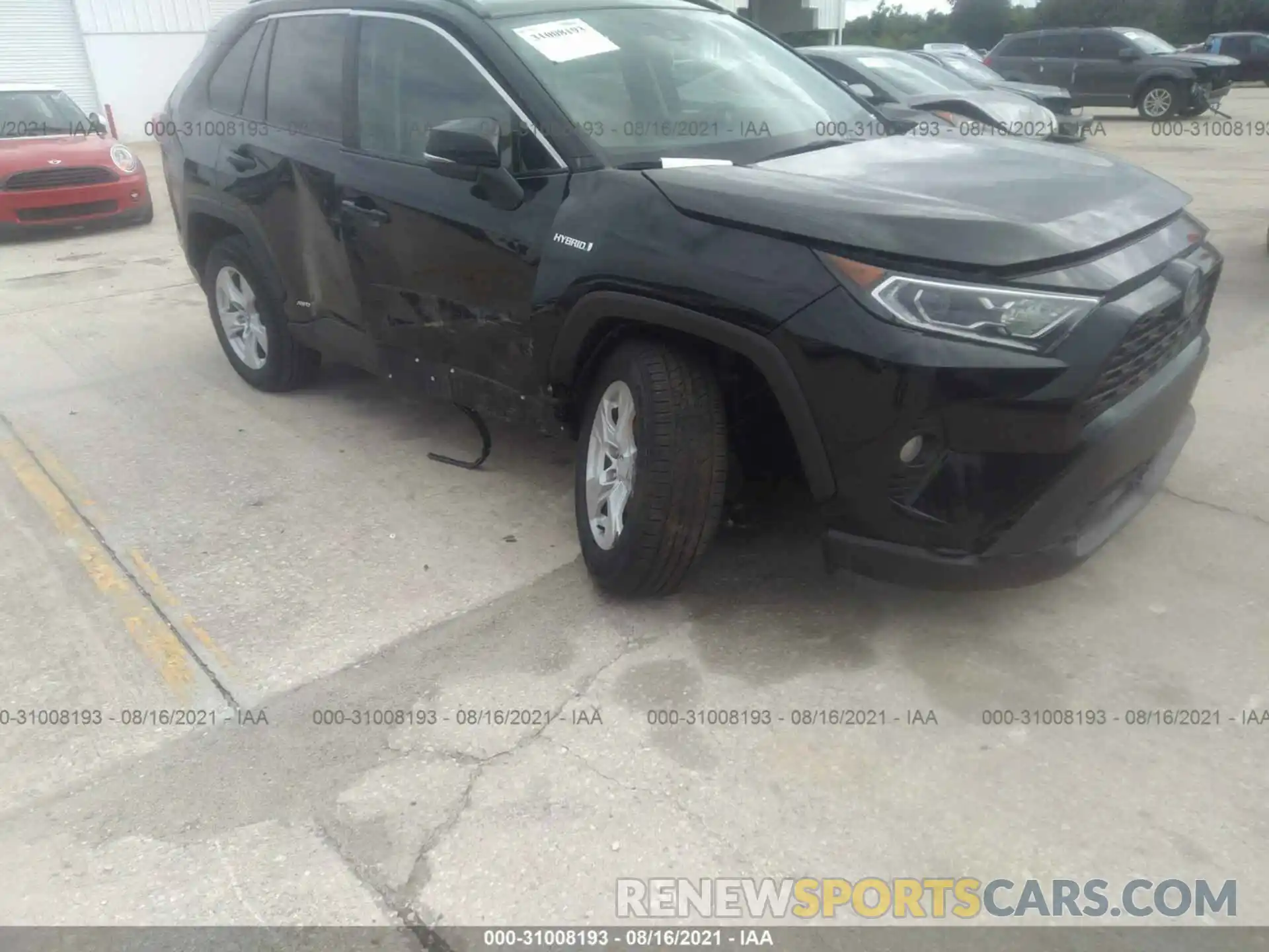 6 Photograph of a damaged car 2T3RWRFV1LW054887 TOYOTA RAV4 2020