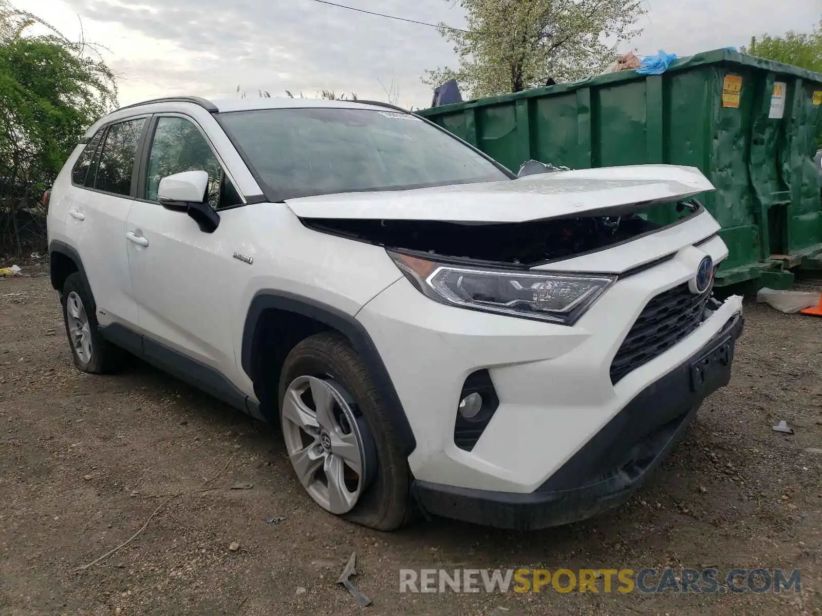 1 Photograph of a damaged car 2T3RWRFV1LW057191 TOYOTA RAV4 2020