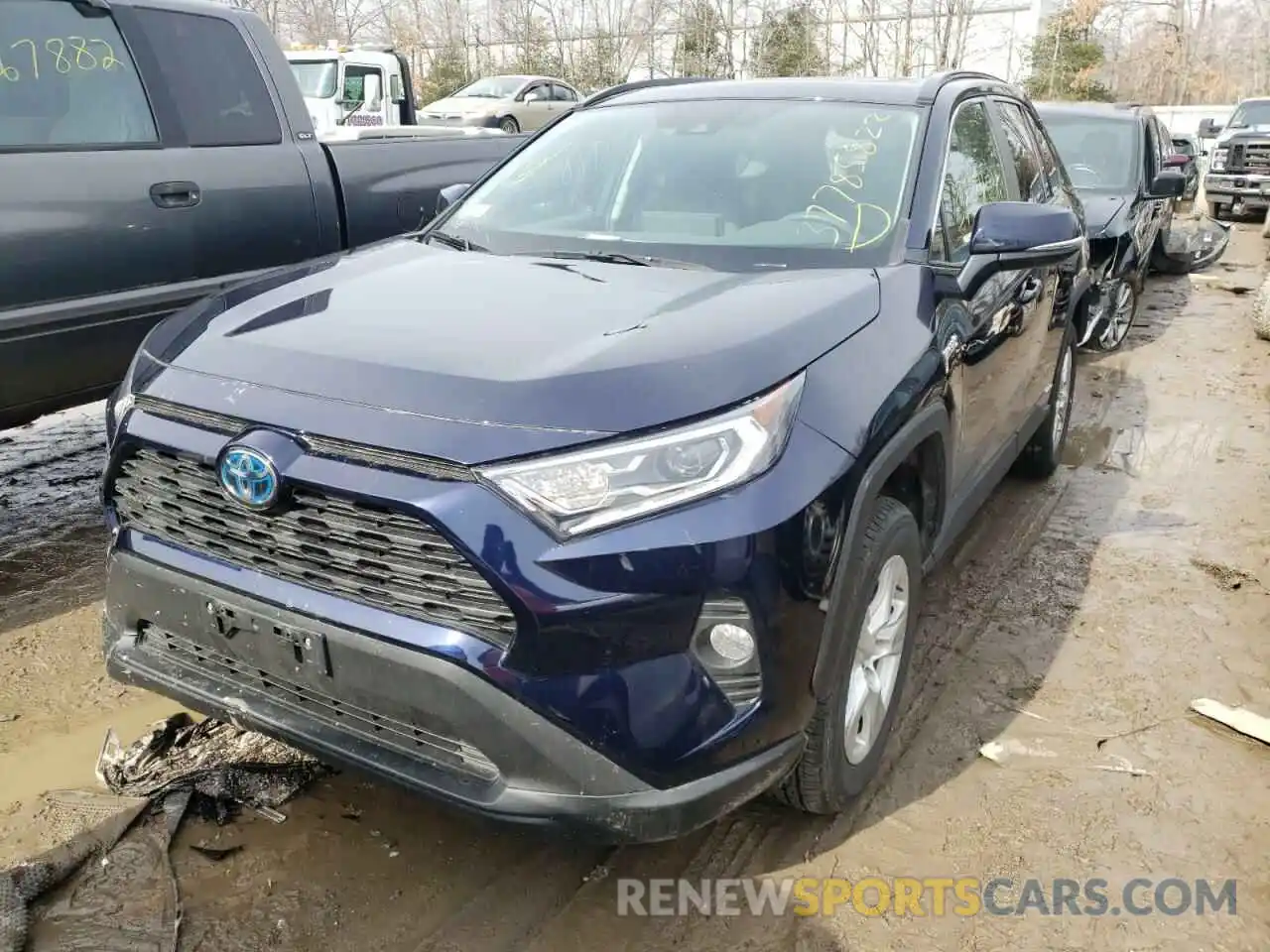 2 Photograph of a damaged car 2T3RWRFV1LW057529 TOYOTA RAV4 2020