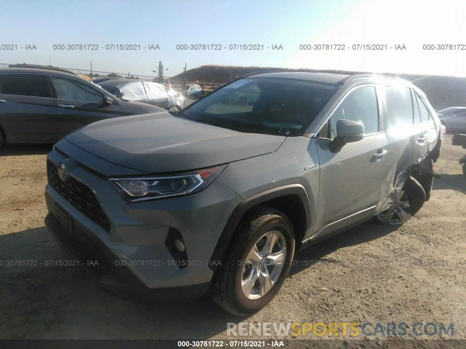 2 Photograph of a damaged car 2T3RWRFV1LW074718 TOYOTA RAV4 2020