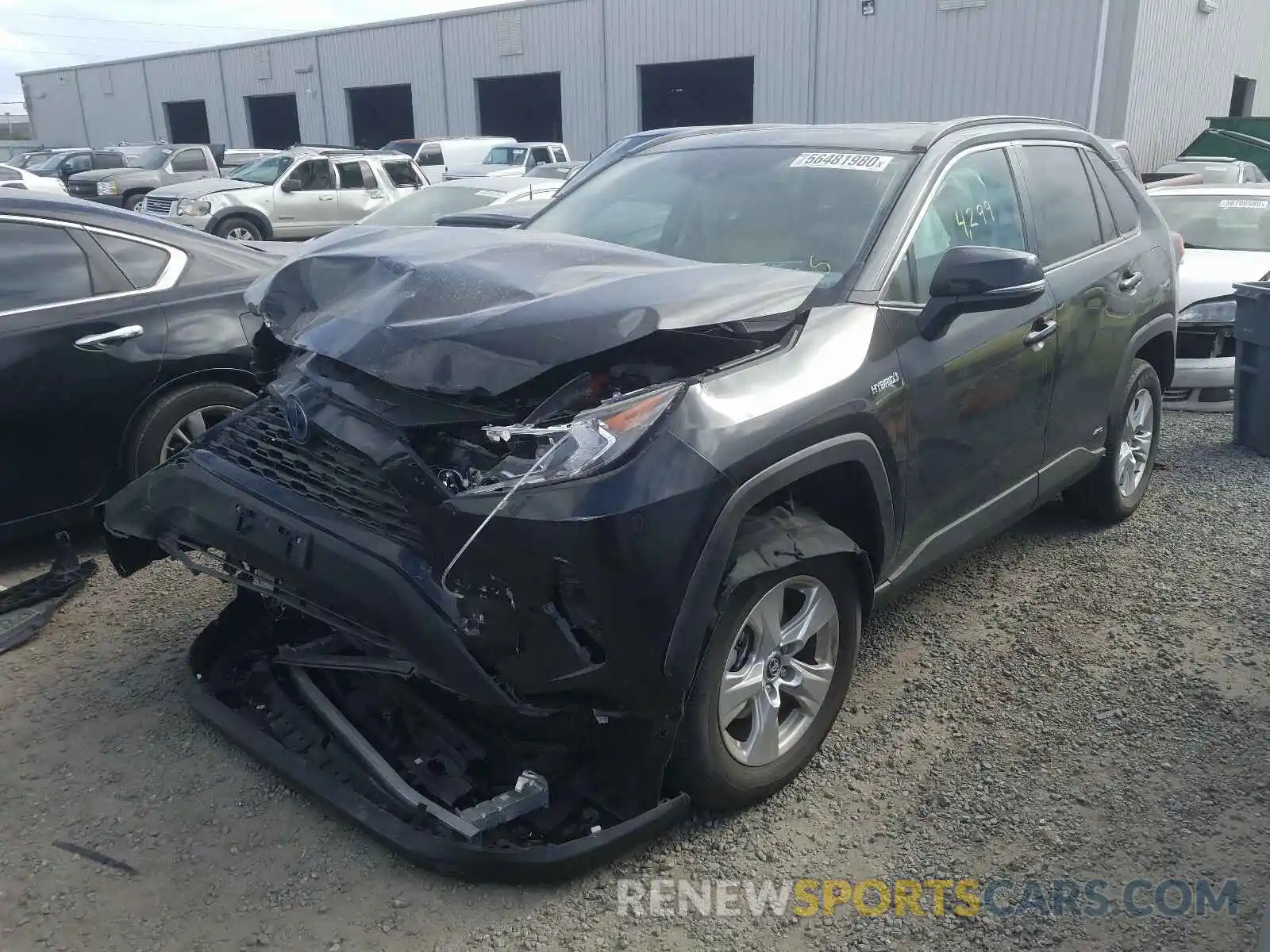 2 Photograph of a damaged car 2T3RWRFV1LW095536 TOYOTA RAV4 2020