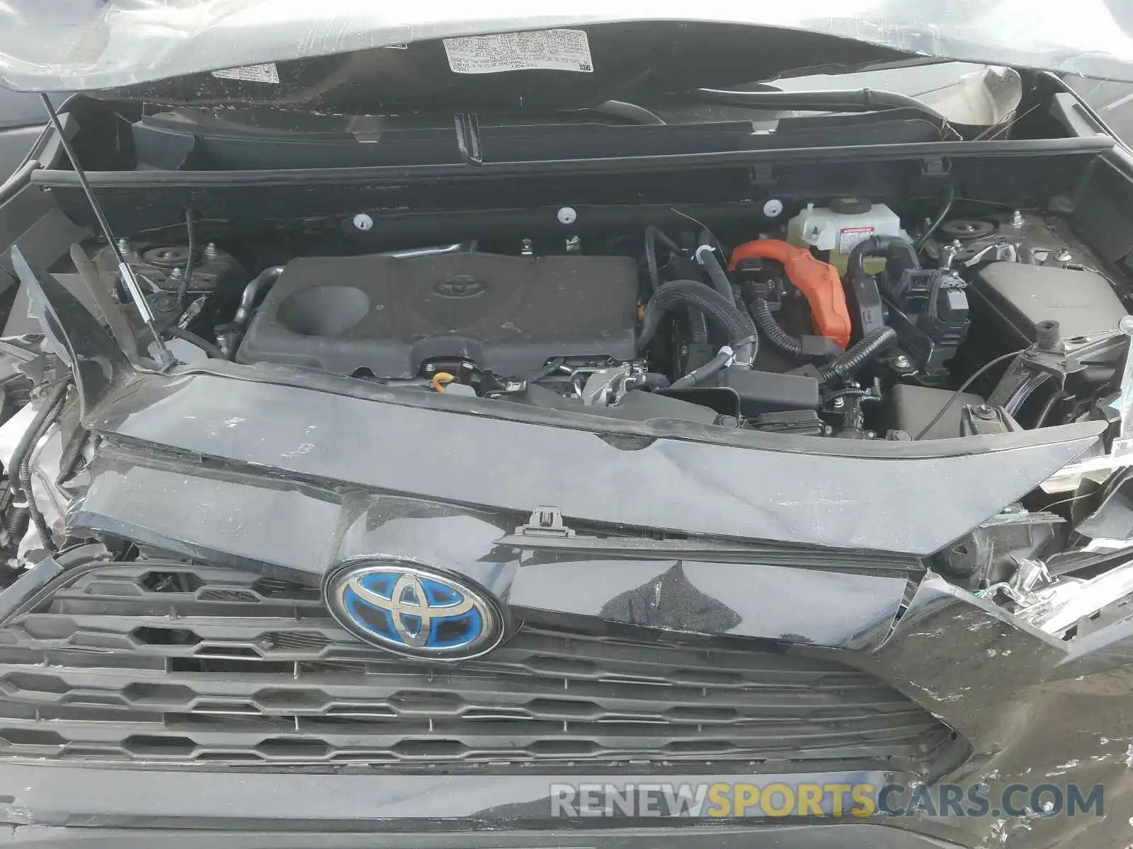 7 Photograph of a damaged car 2T3RWRFV1LW095536 TOYOTA RAV4 2020