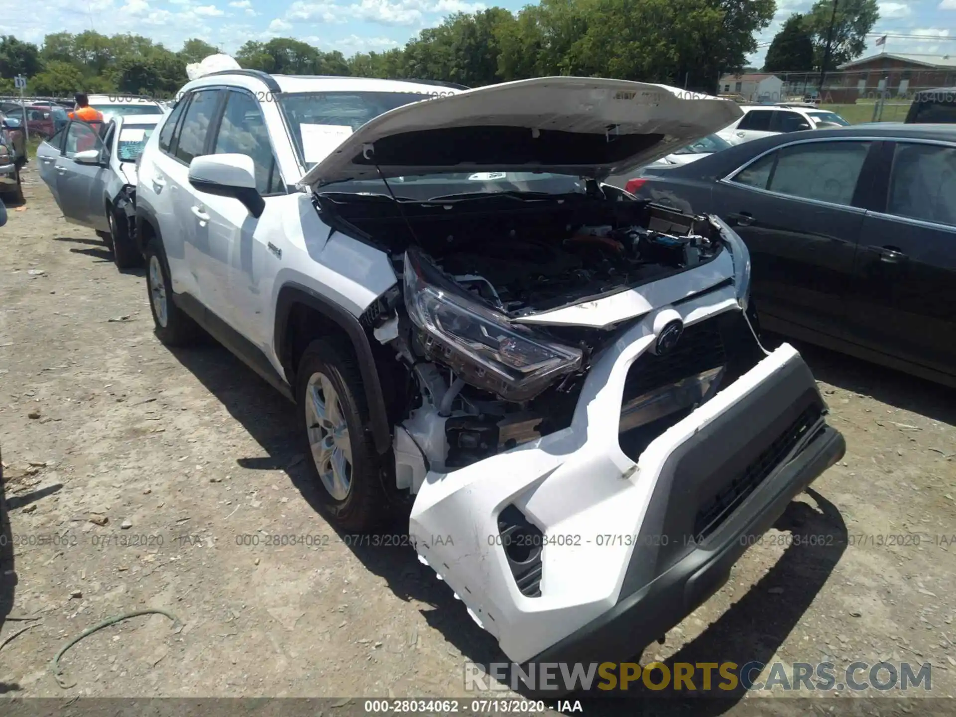 6 Photograph of a damaged car 2T3RWRFV2LW049018 TOYOTA RAV4 2020