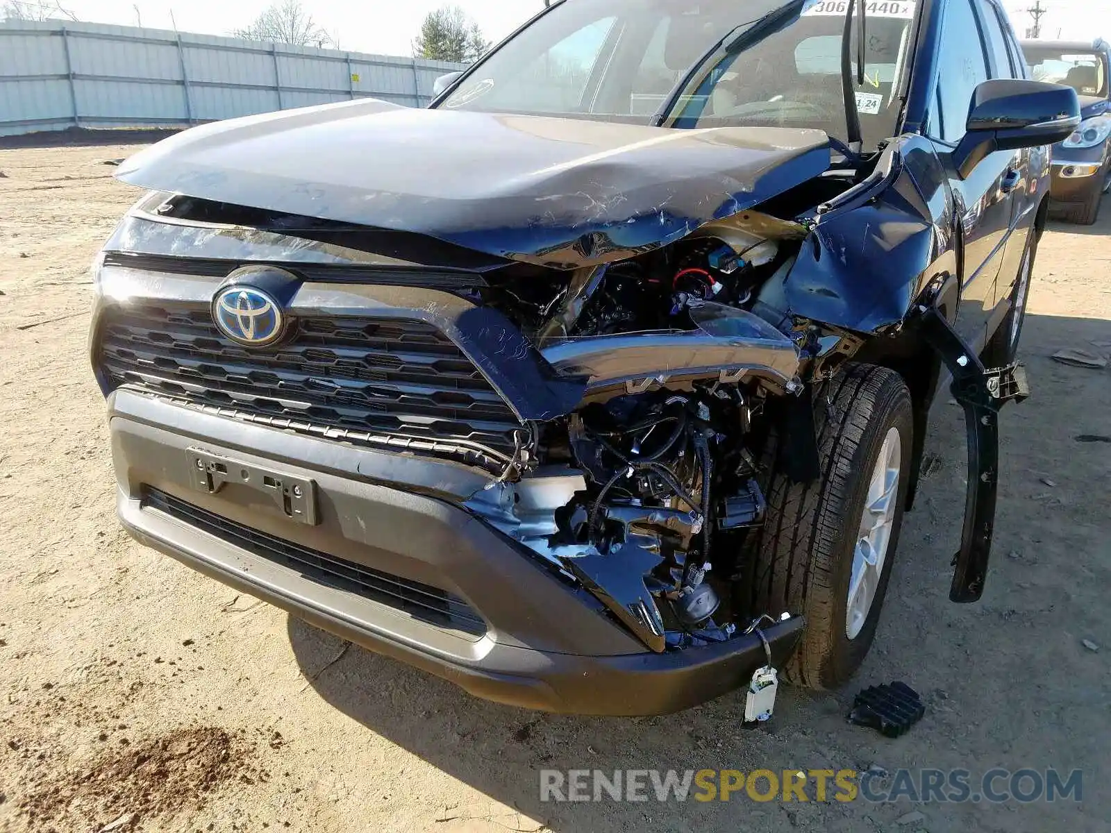 9 Photograph of a damaged car 2T3RWRFV2LW054588 TOYOTA RAV4 2020