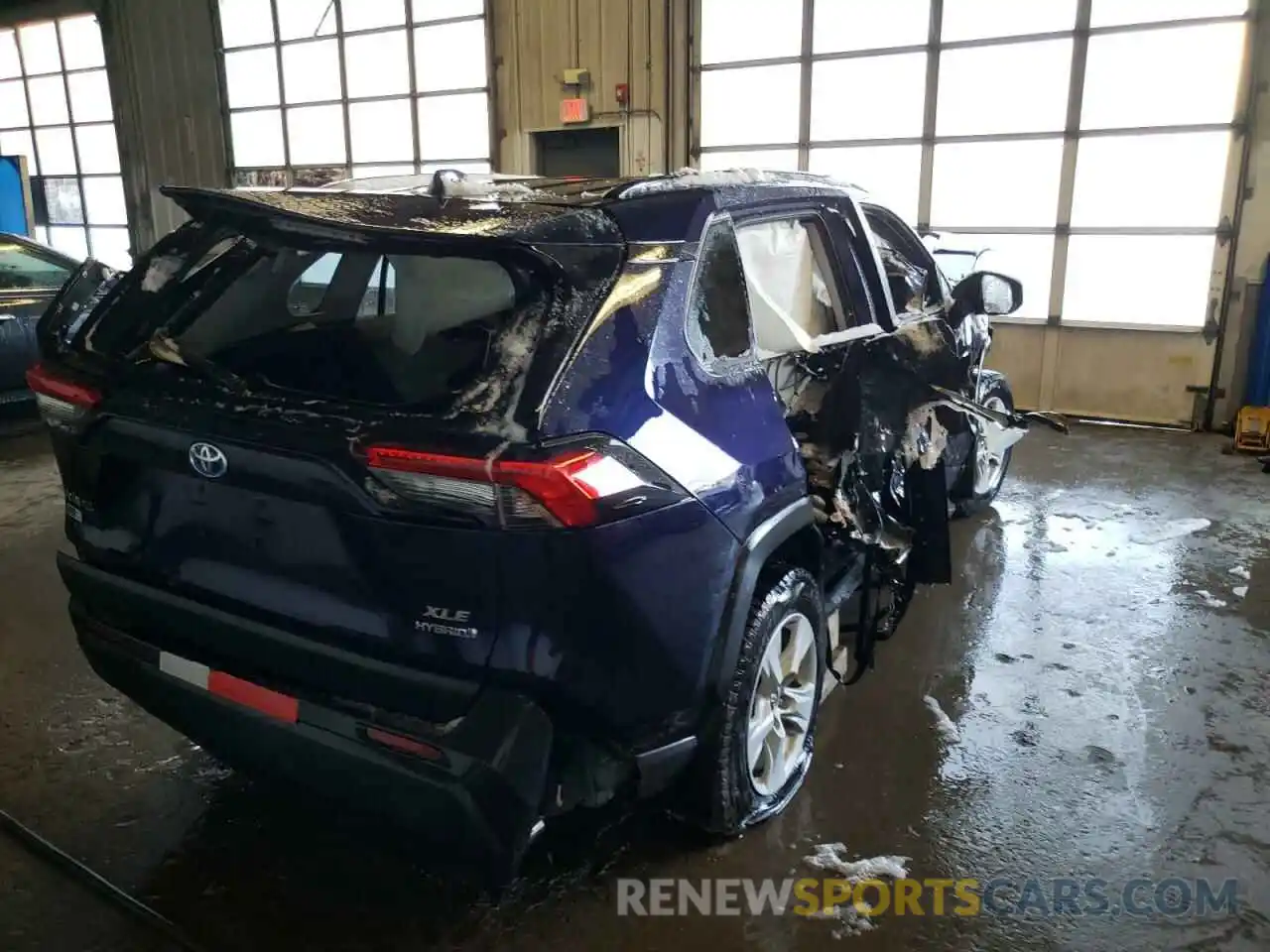 4 Photograph of a damaged car 2T3RWRFV2LW057653 TOYOTA RAV4 2020