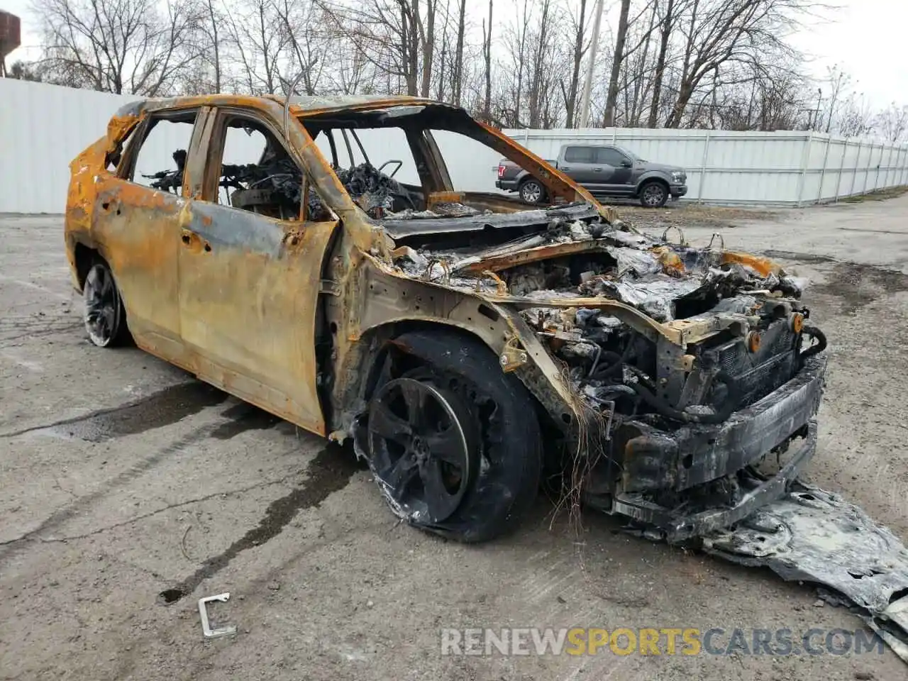 1 Photograph of a damaged car 2T3RWRFV2LW074193 TOYOTA RAV4 2020