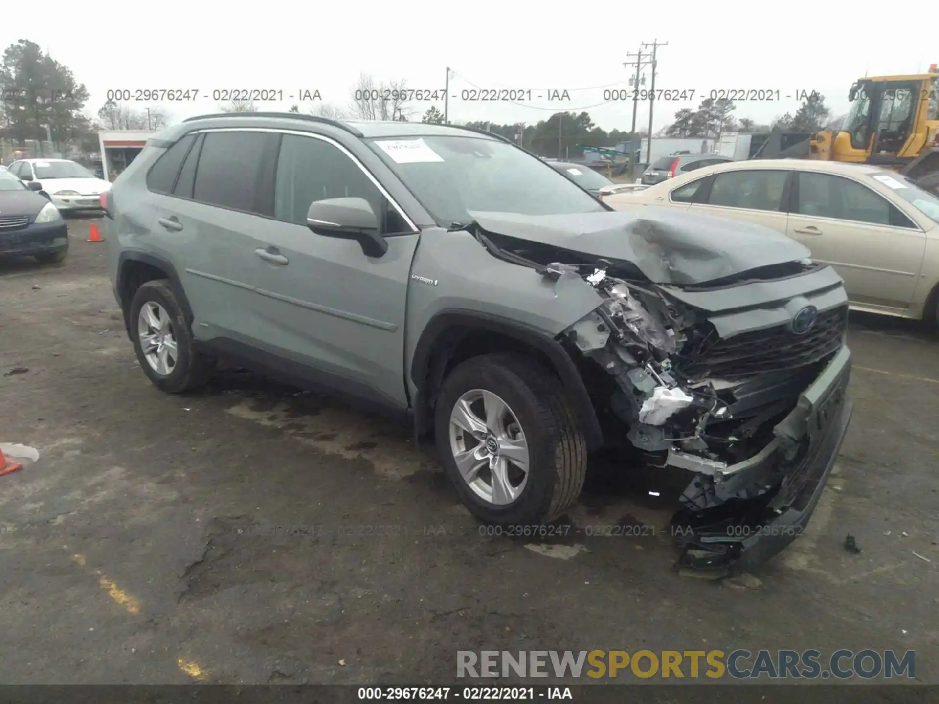 1 Photograph of a damaged car 2T3RWRFV2LW083587 TOYOTA RAV4 2020