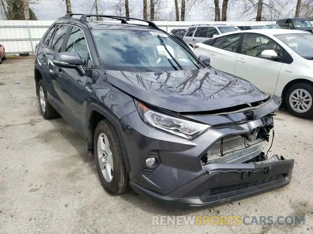 1 Photograph of a damaged car 2T3RWRFV2LW091544 TOYOTA RAV4 2020