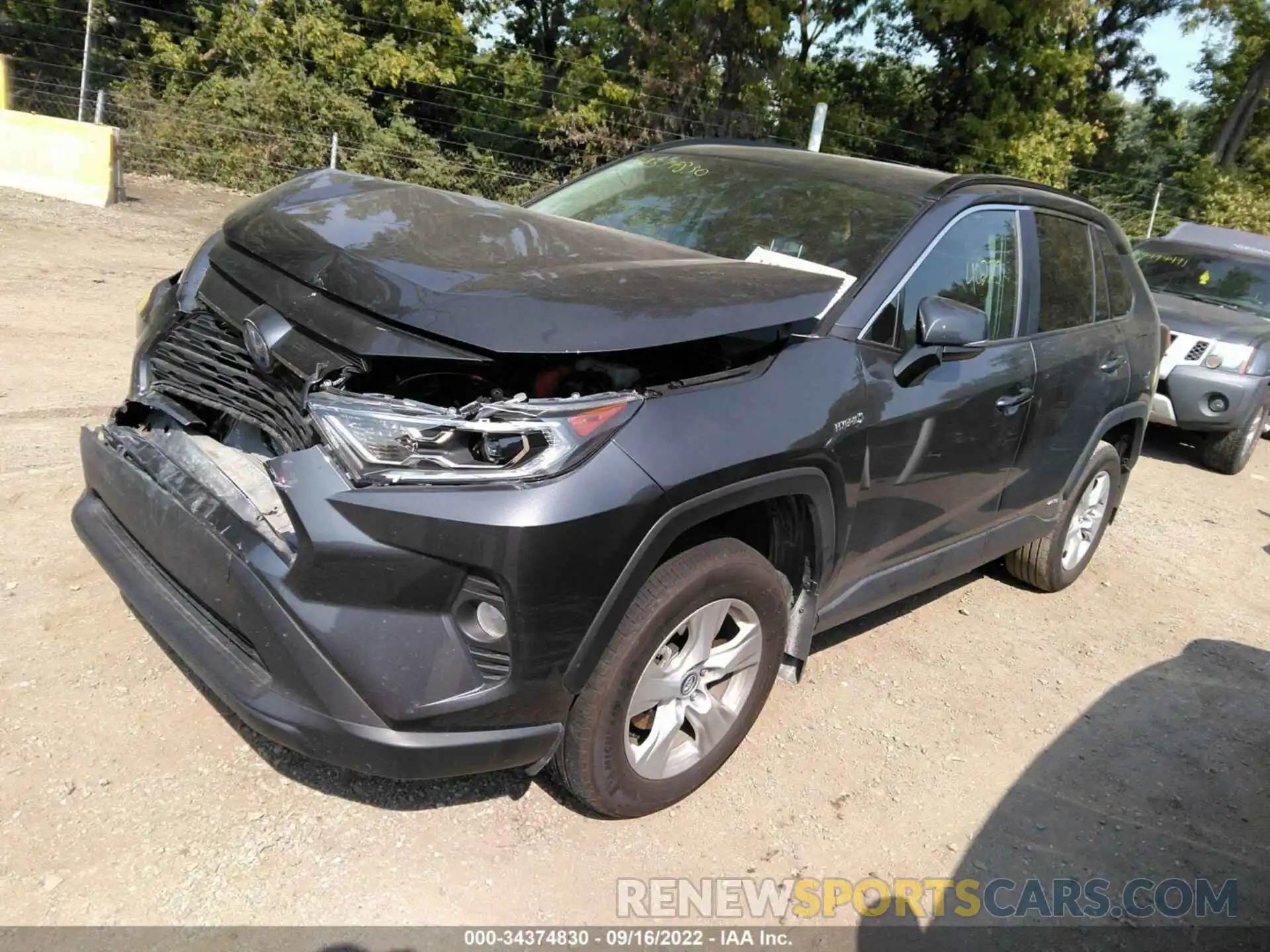 2 Photograph of a damaged car 2T3RWRFV2LW095156 TOYOTA RAV4 2020